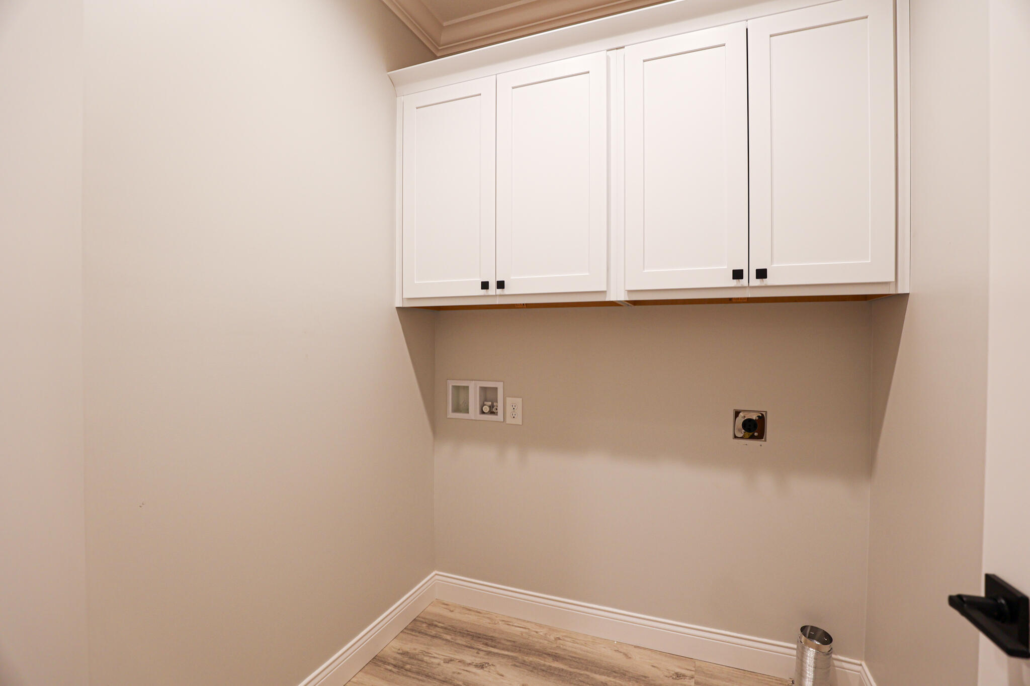 809 Violet Court Property Photo 16