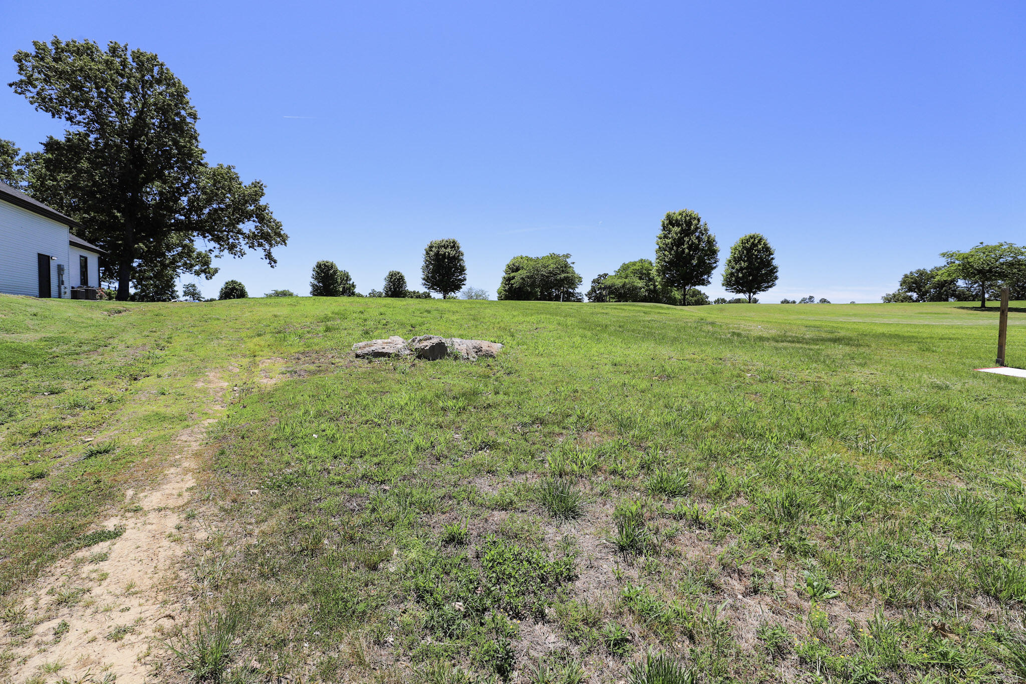 603 Lakeview Drive Property Photo 1