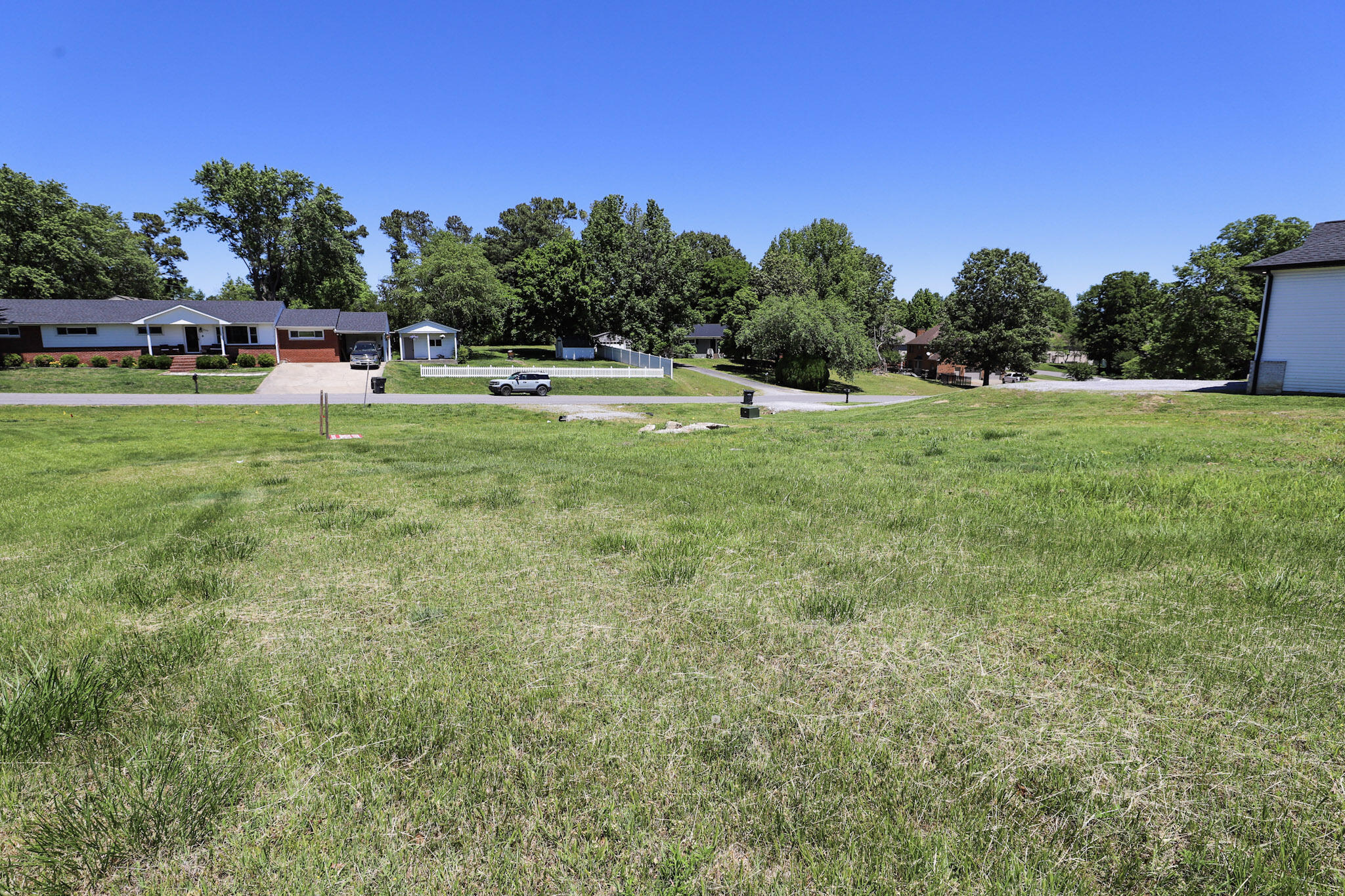 603 Lakeview Drive Property Photo 5