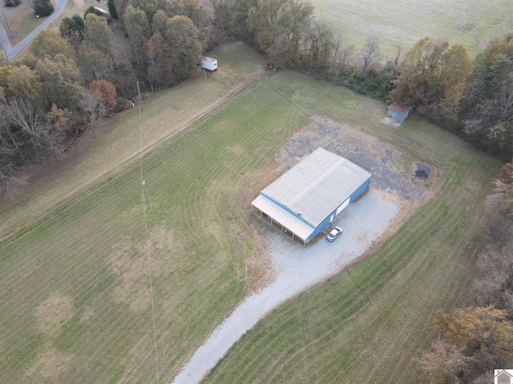 2525 Jimtown Road Property Photo 20