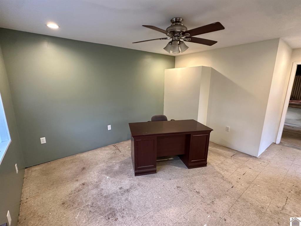 2525 Jimtown Road Property Photo 27