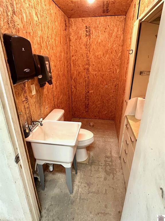 2525 Jimtown Road Property Photo 29