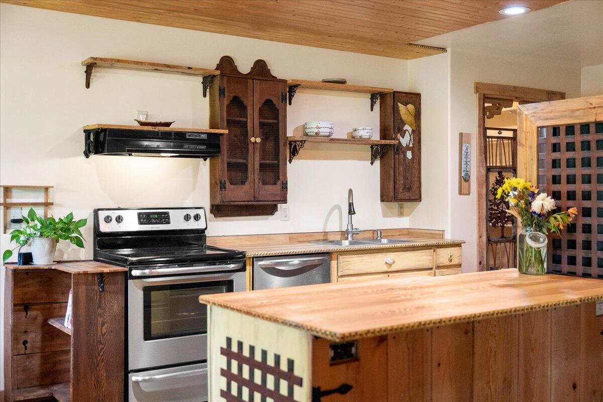 255 Galloway Road Property Photo 32