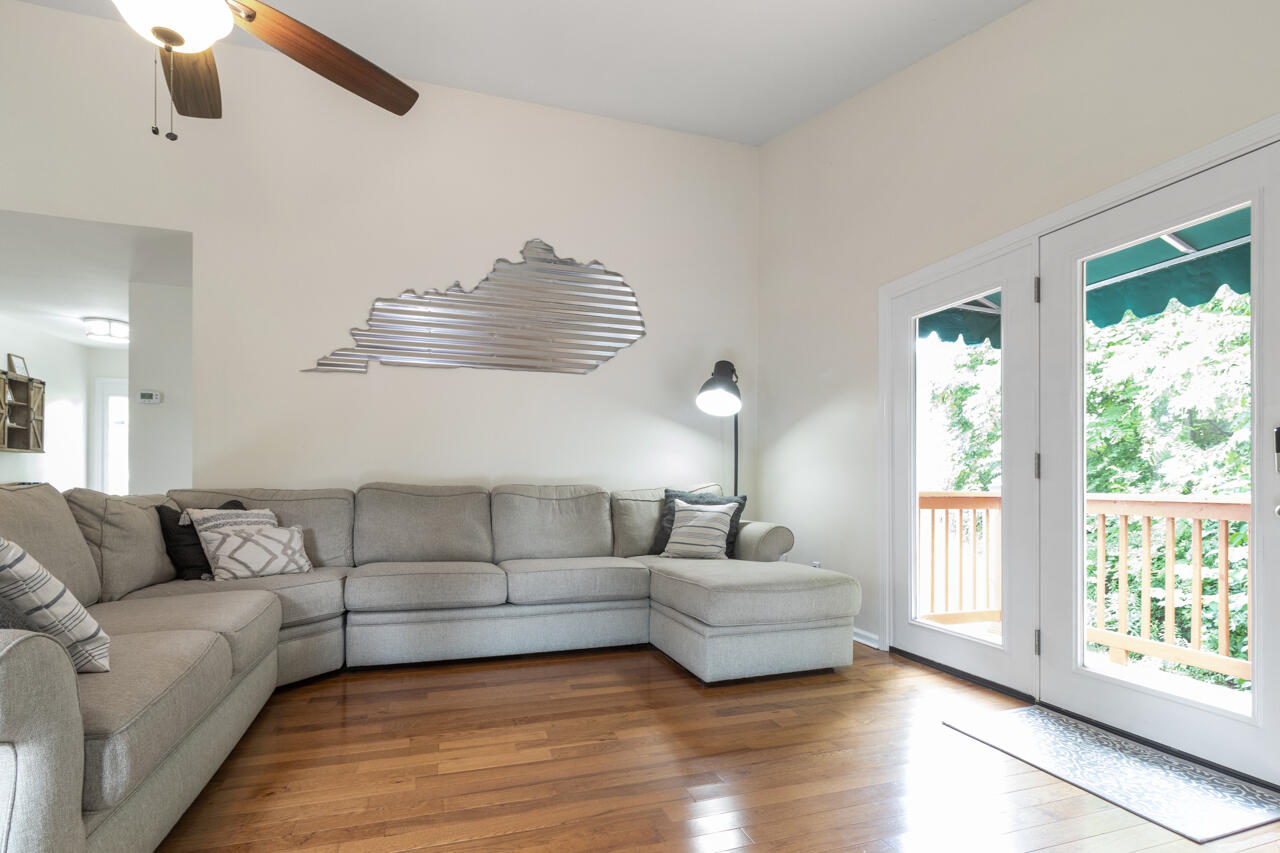 331 Pollard Circle Property Photo 5