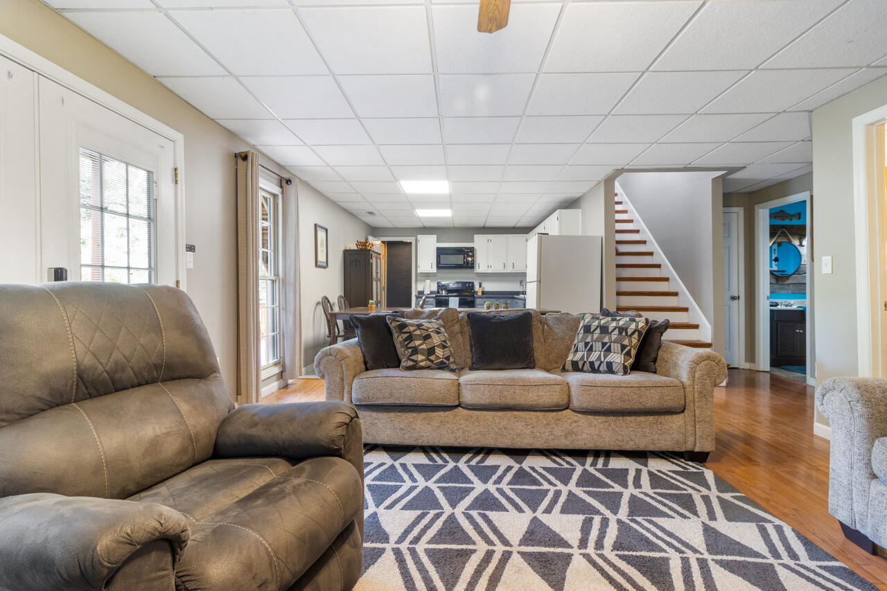 331 Pollard Circle Property Photo 16