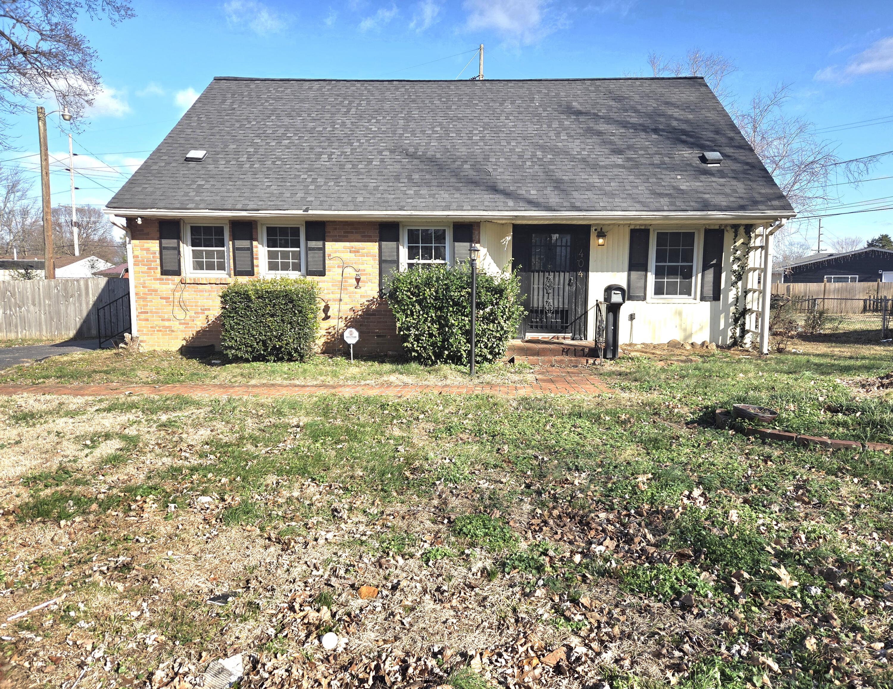 404 Sylvan Terrace Property Photo 1