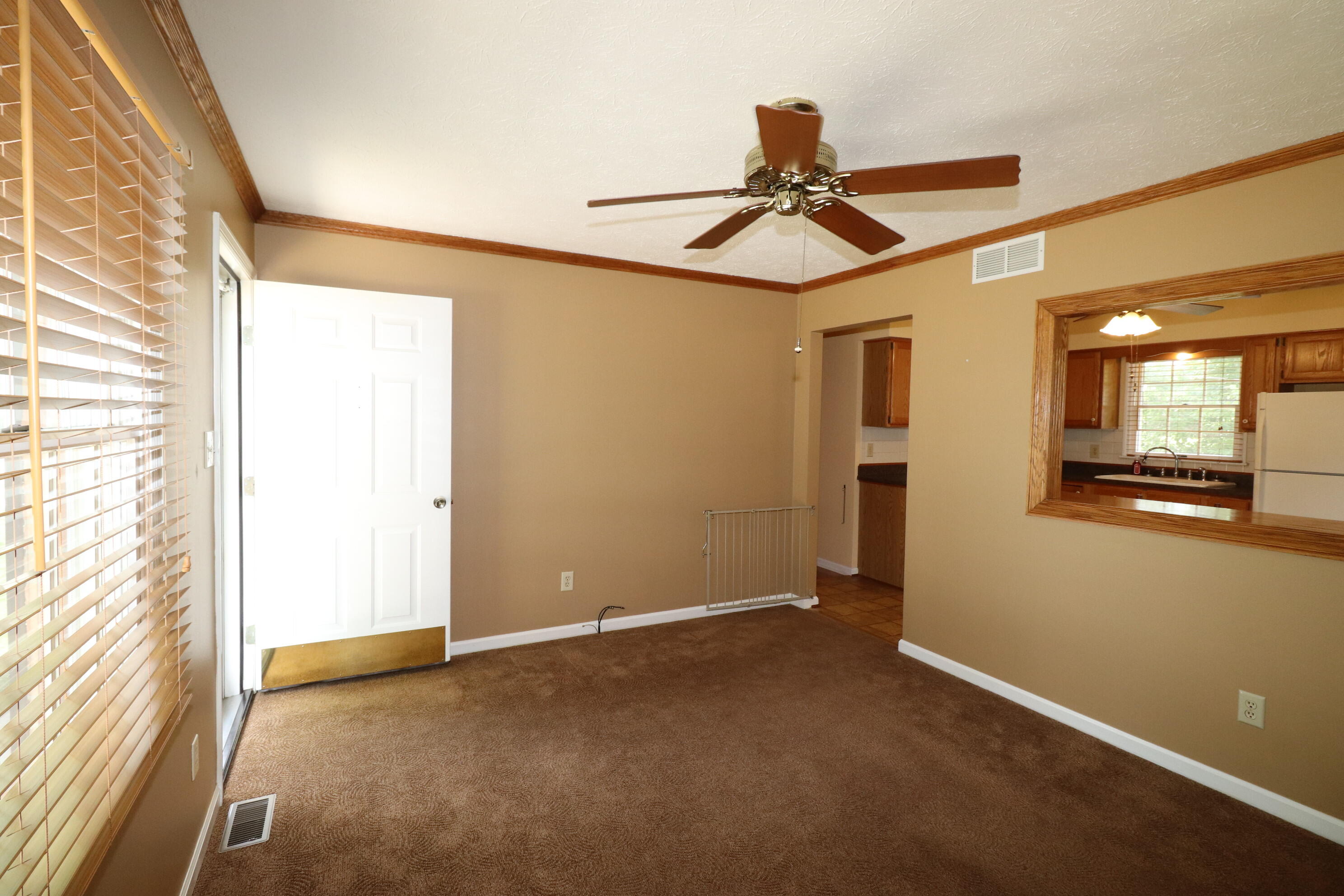 200 Corman Drive Property Photo 5