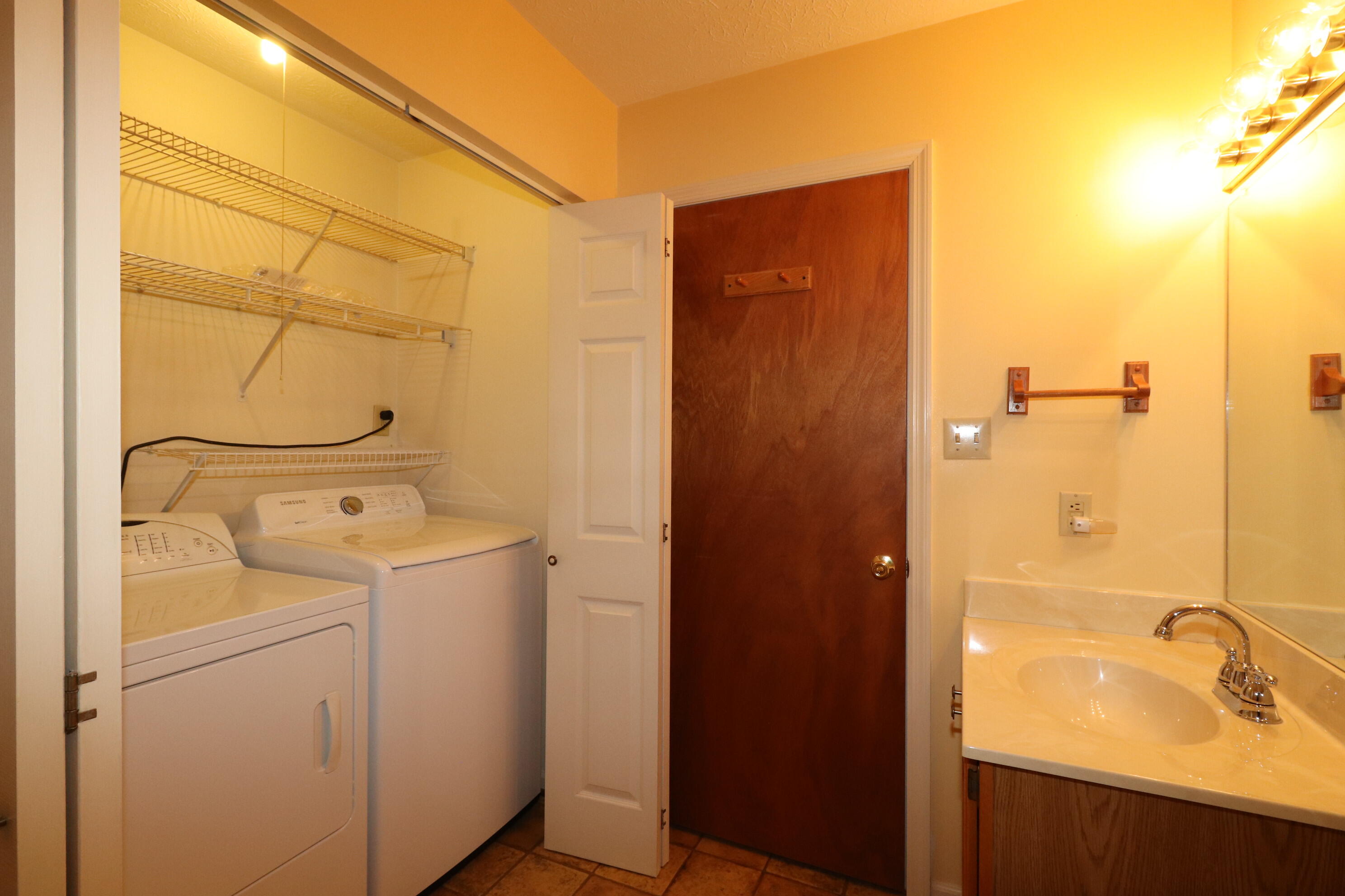 200 Corman Drive Property Photo 10