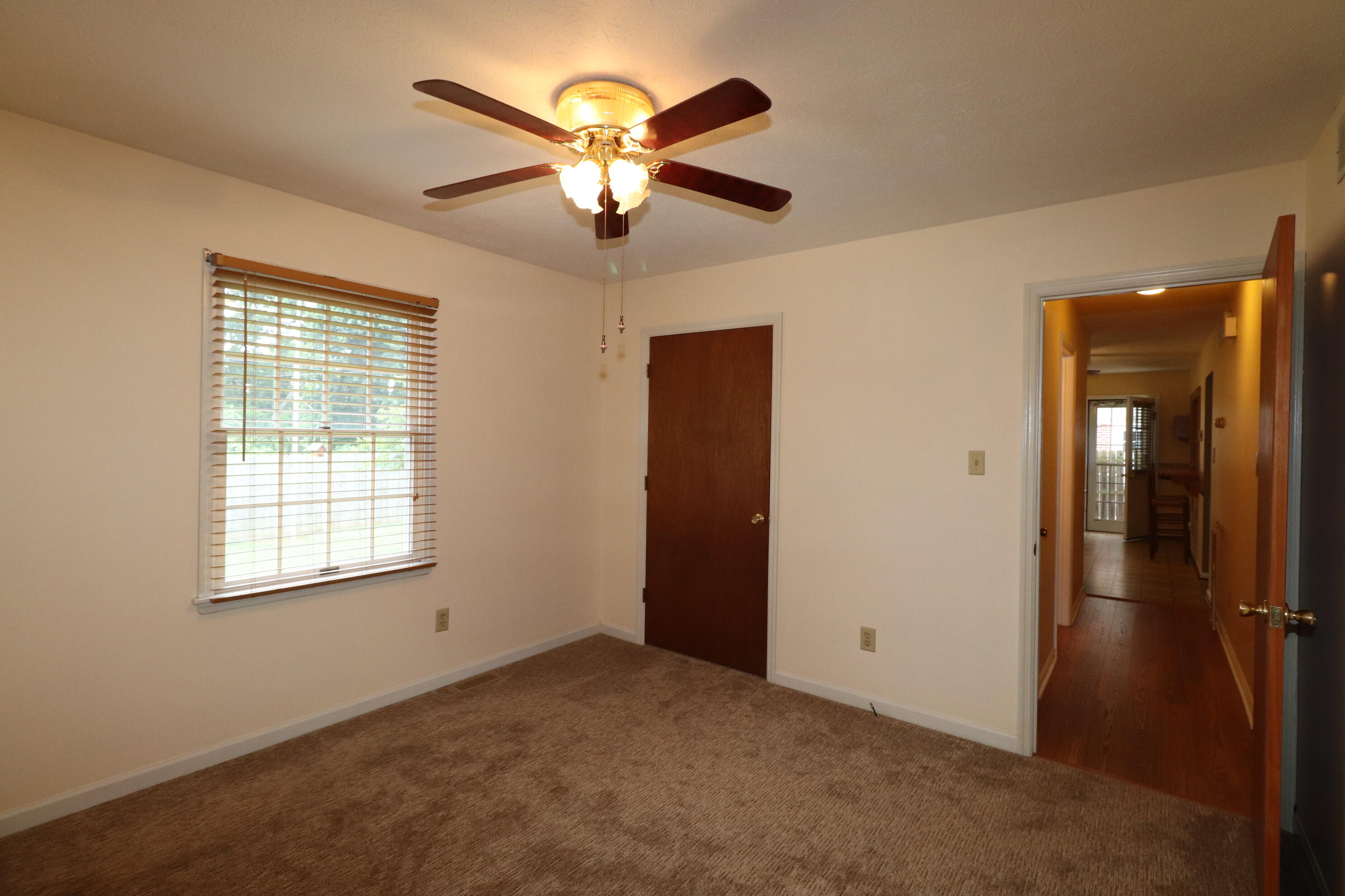 200 Corman Drive Property Photo 12