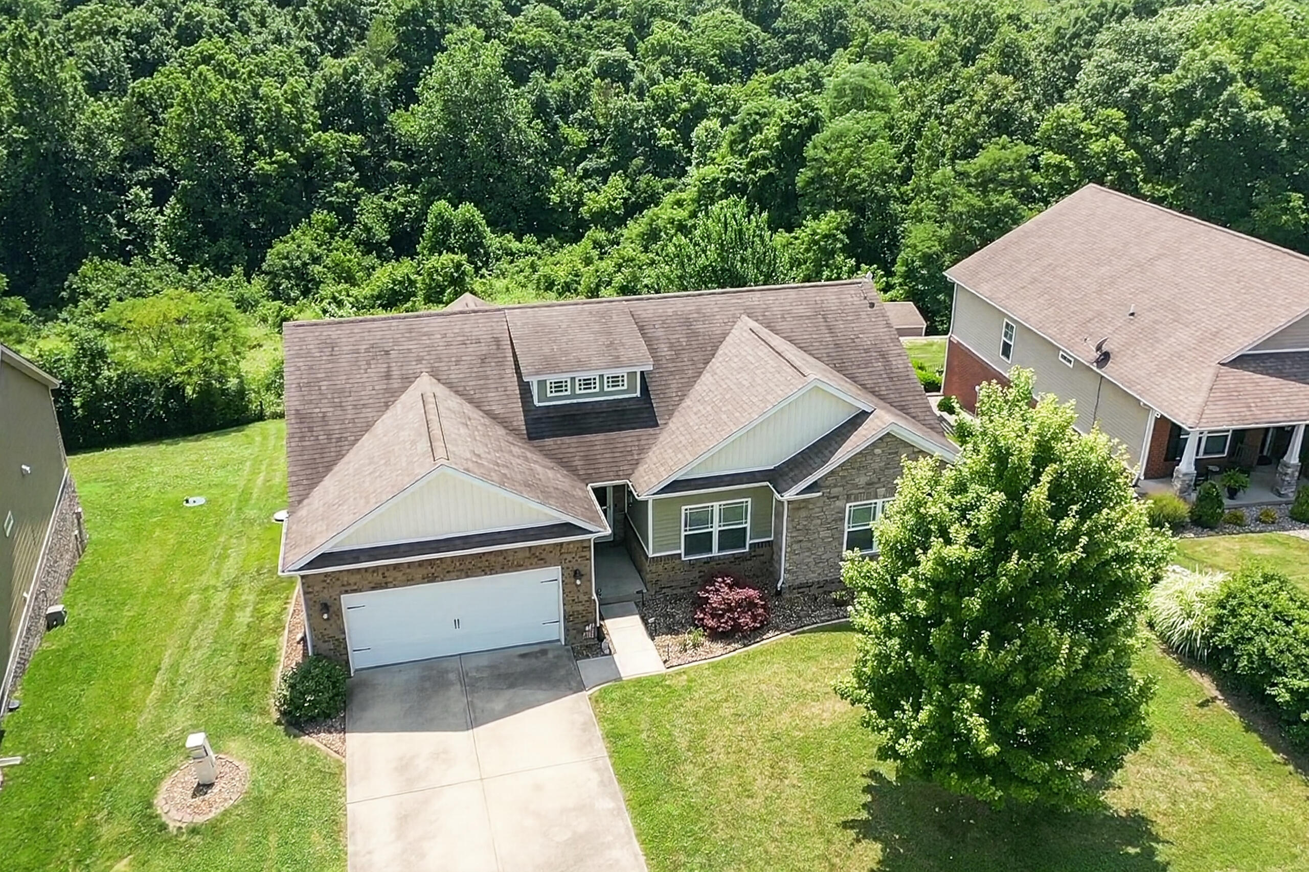 140 Westwoods Drive Property Photo 44