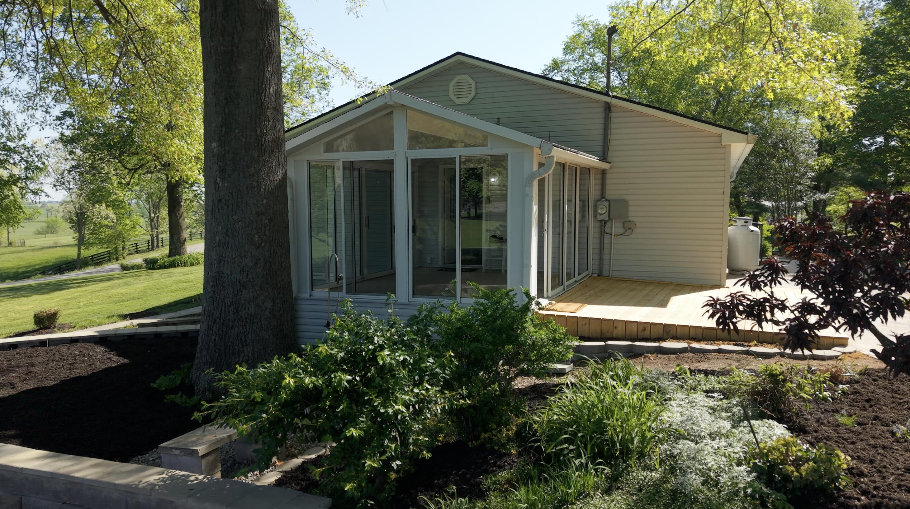 6356 Van Meter Road Property Photo 8