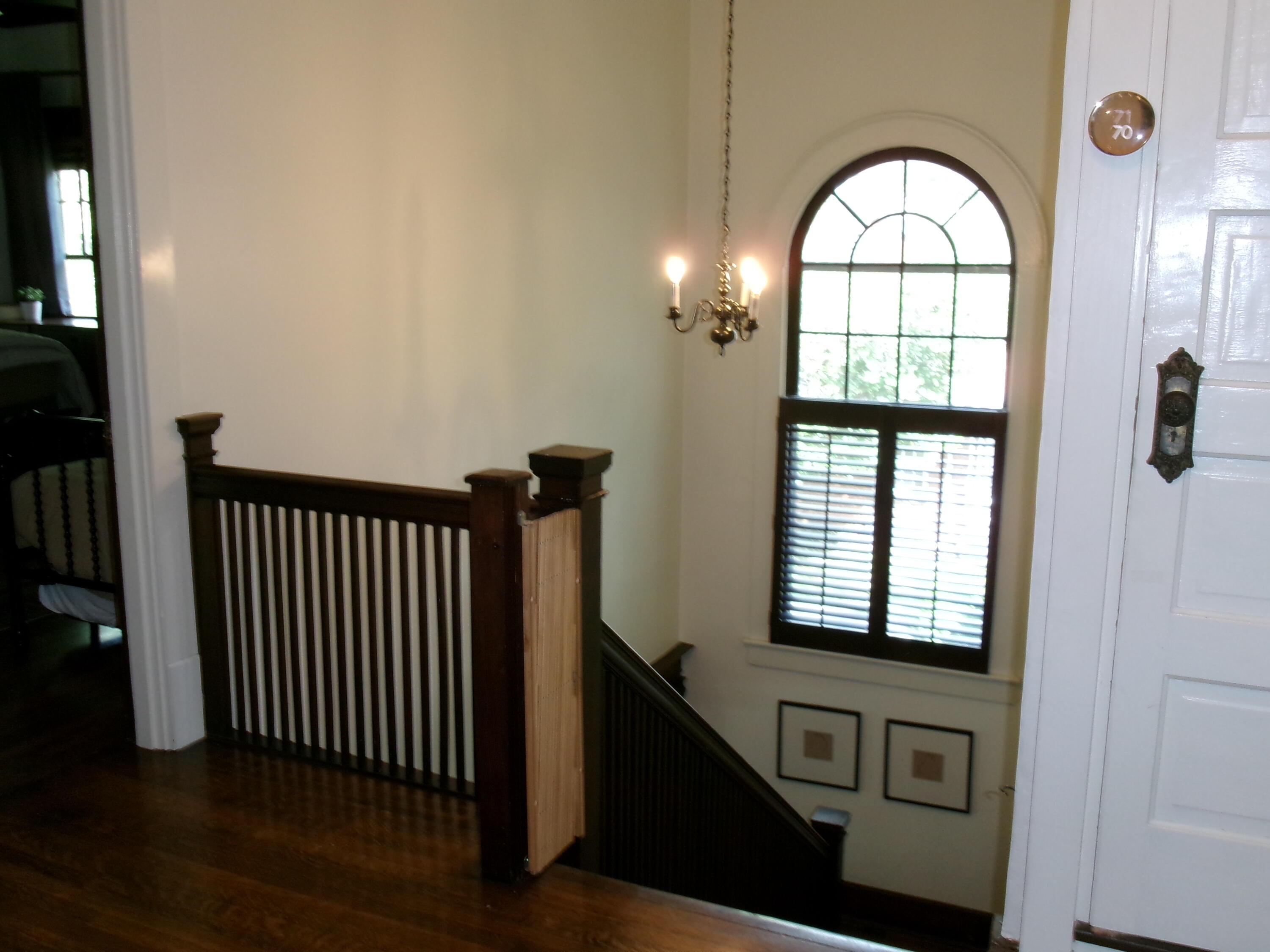 504 E College Street Property Photo 19