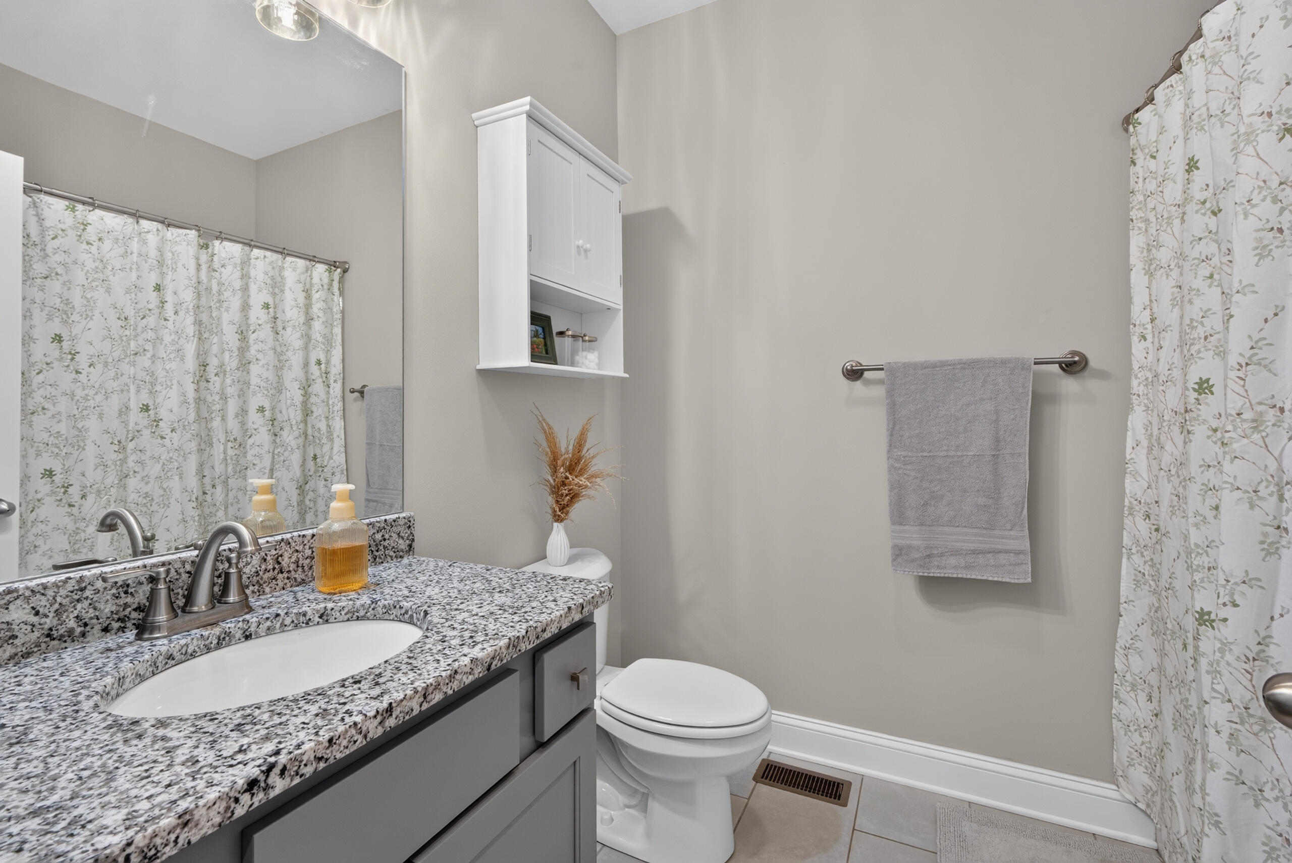 201 James Thomas Way Property Photo 14