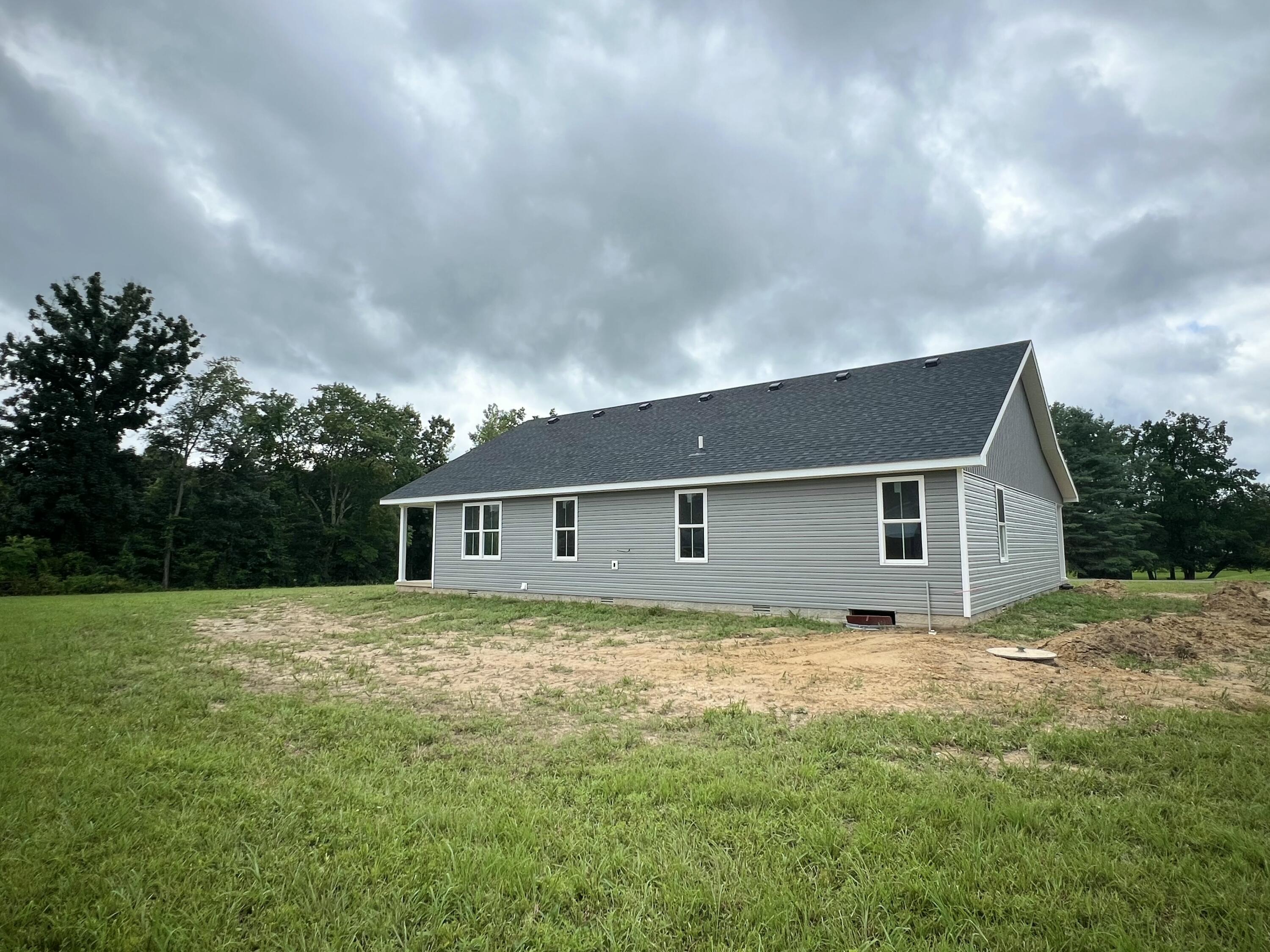 121 Deerview Lane Property Photo 4
