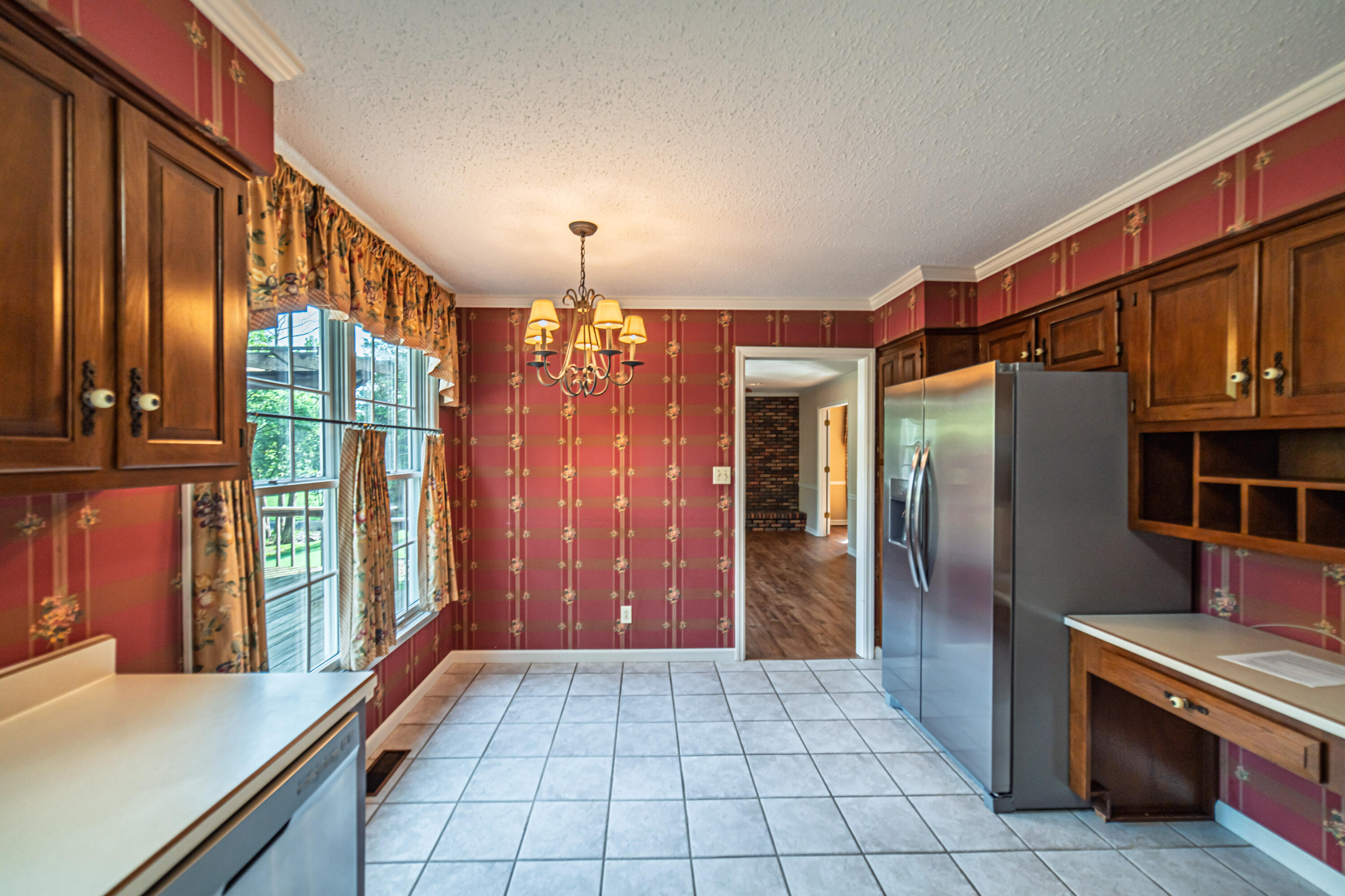 323 Meadowaire Drive Property Photo 25