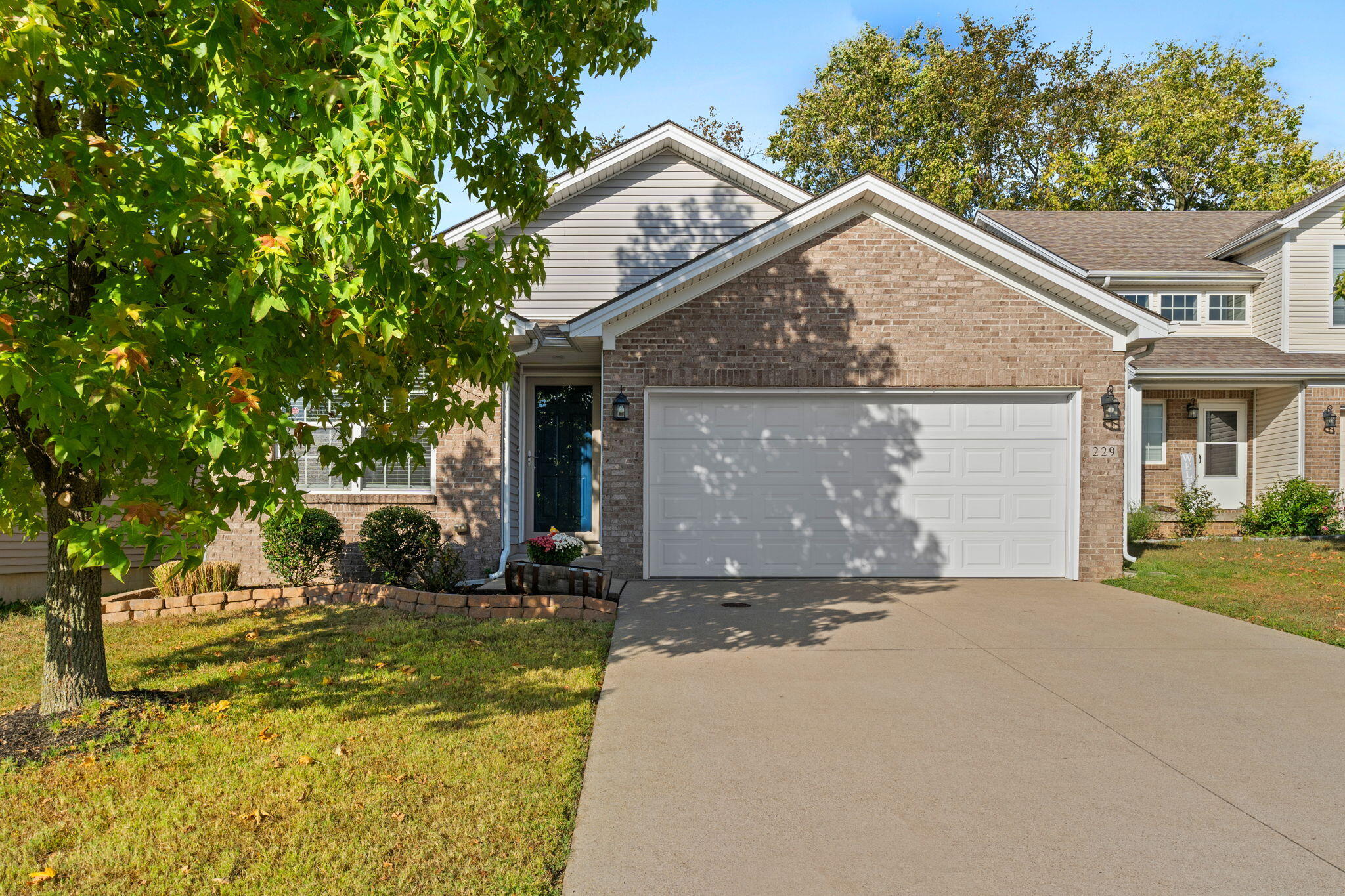 229 Shell Court Property Photo 1