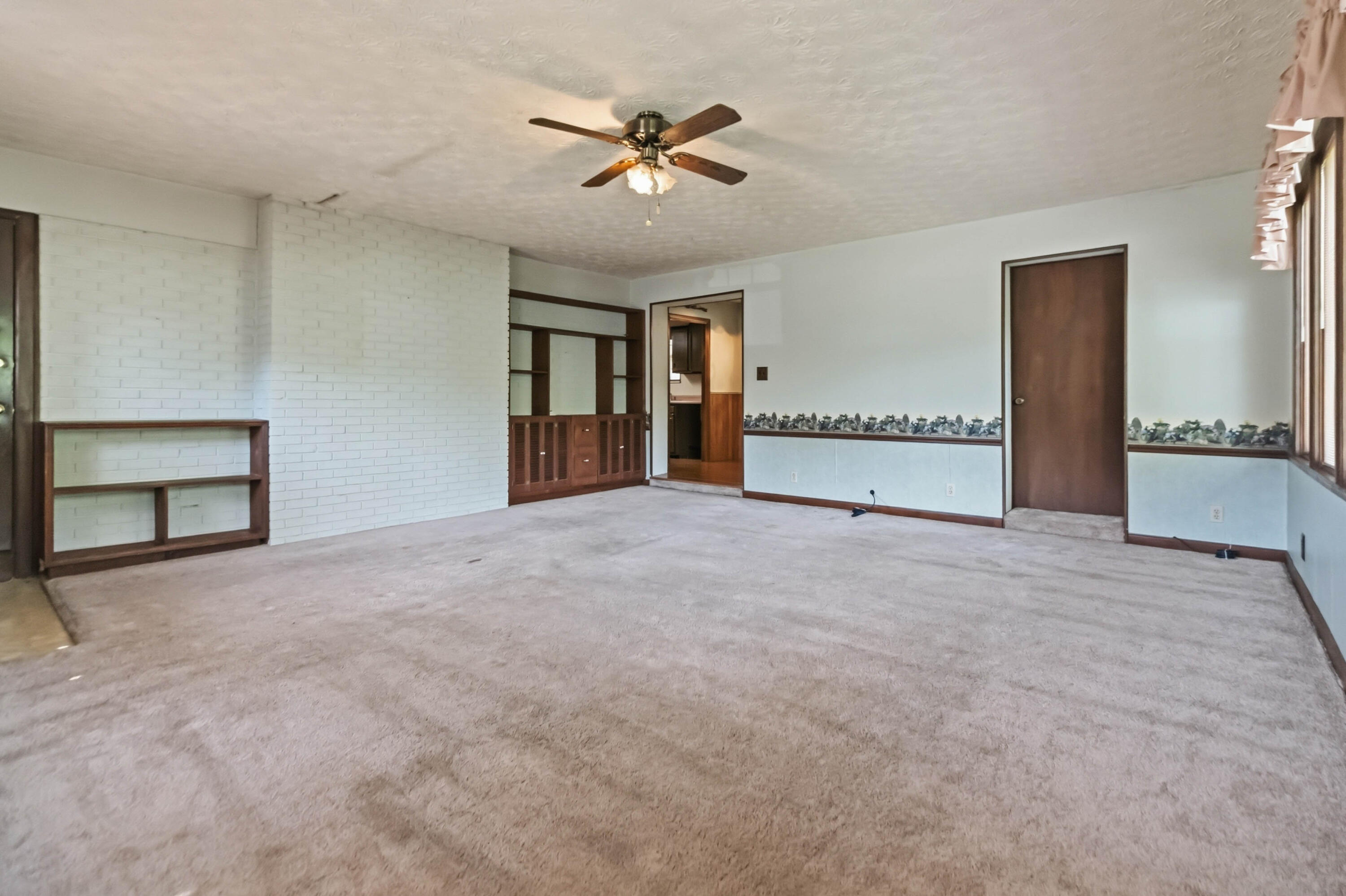 37 Kentucky Lane Property Photo 10