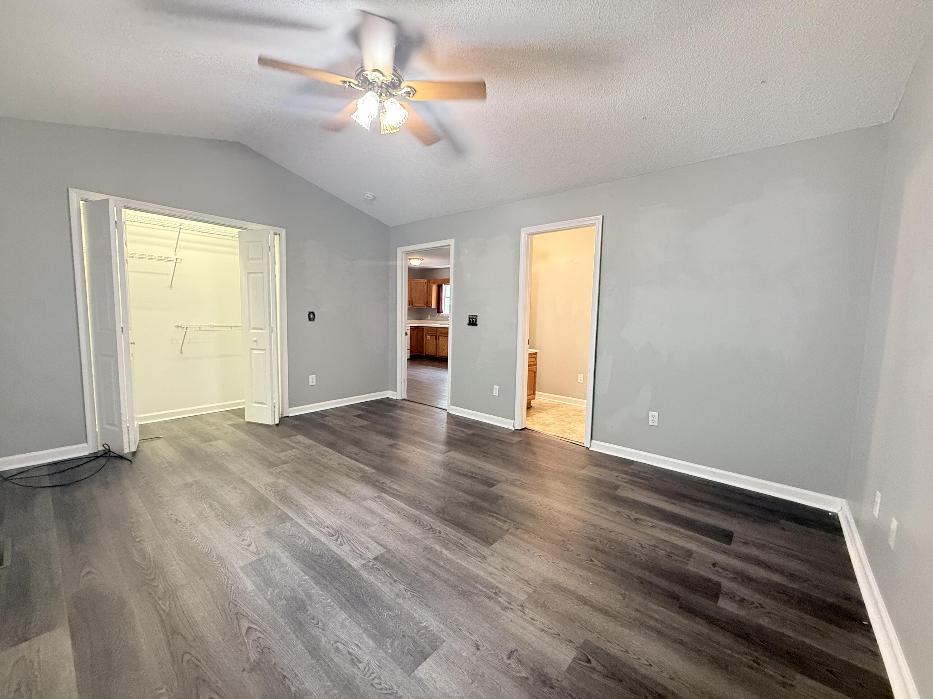 195 E Jennings 0 Property Photo 14