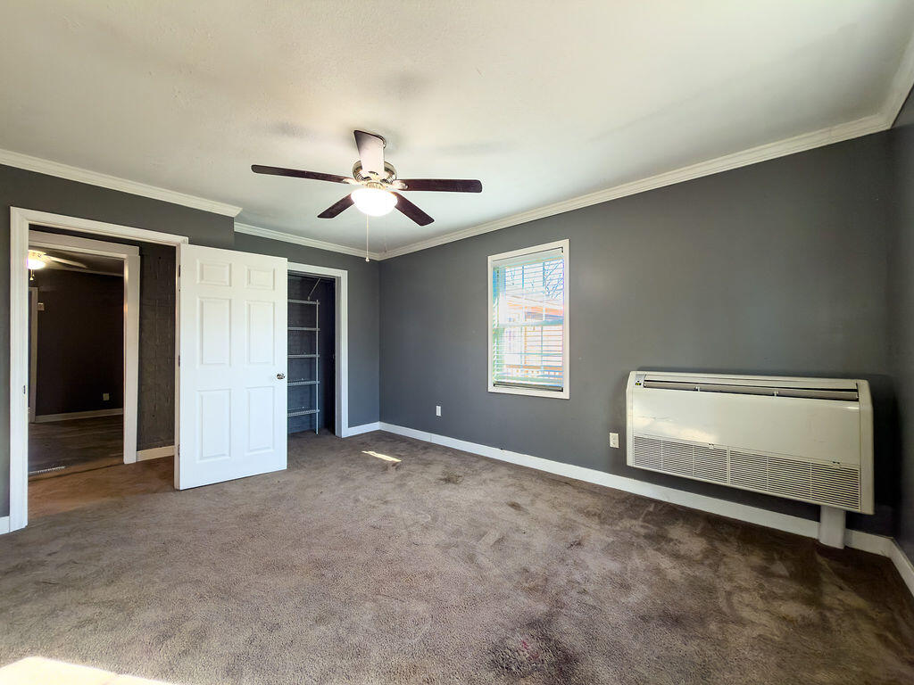 403 Fairlane Drive Property Photo 14