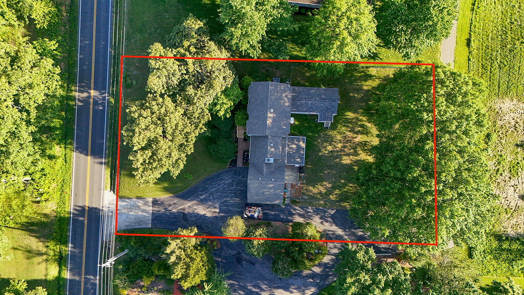3655 Kentucky 303 Property Photo 6