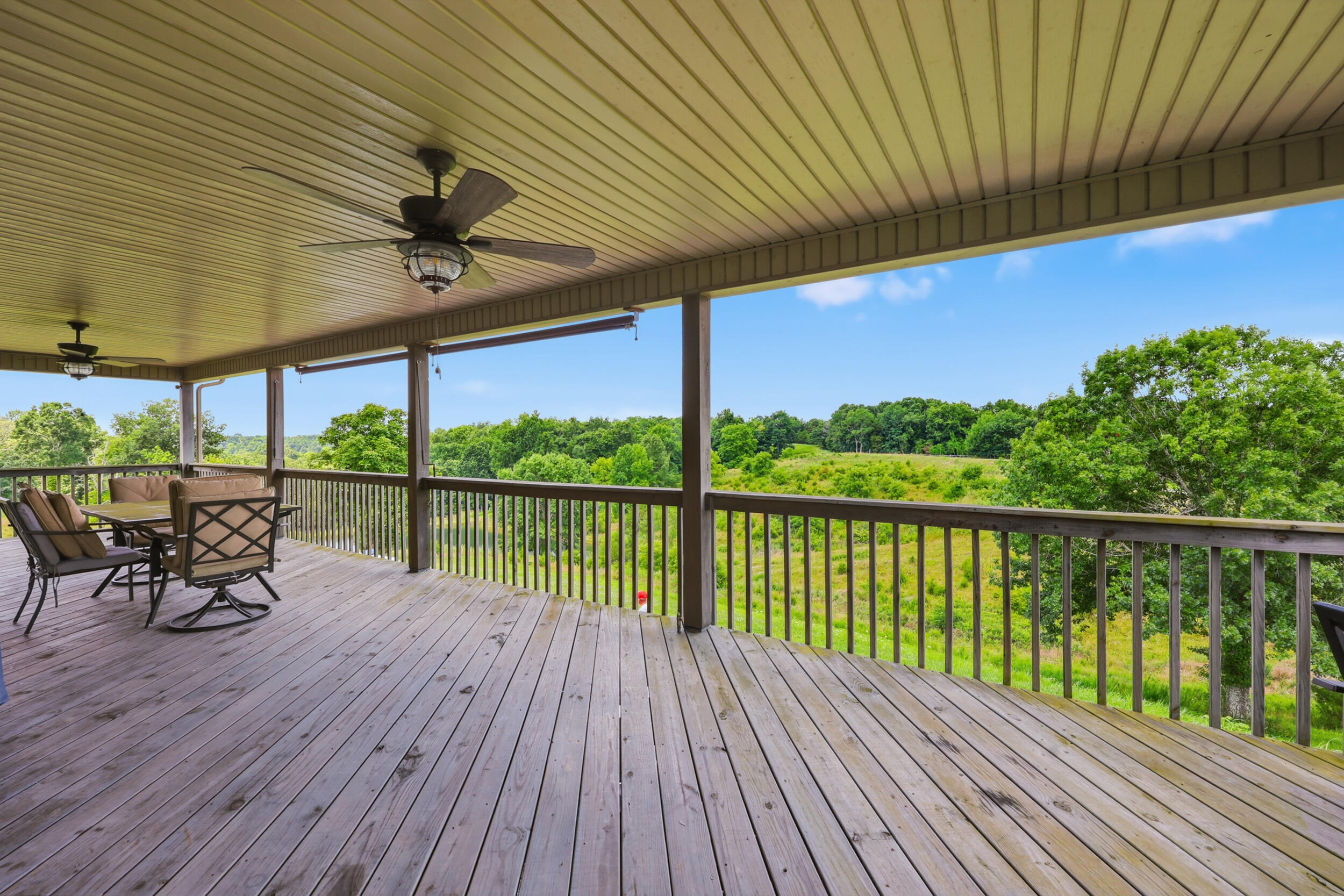 1010 Redwing Way Property Photo 19