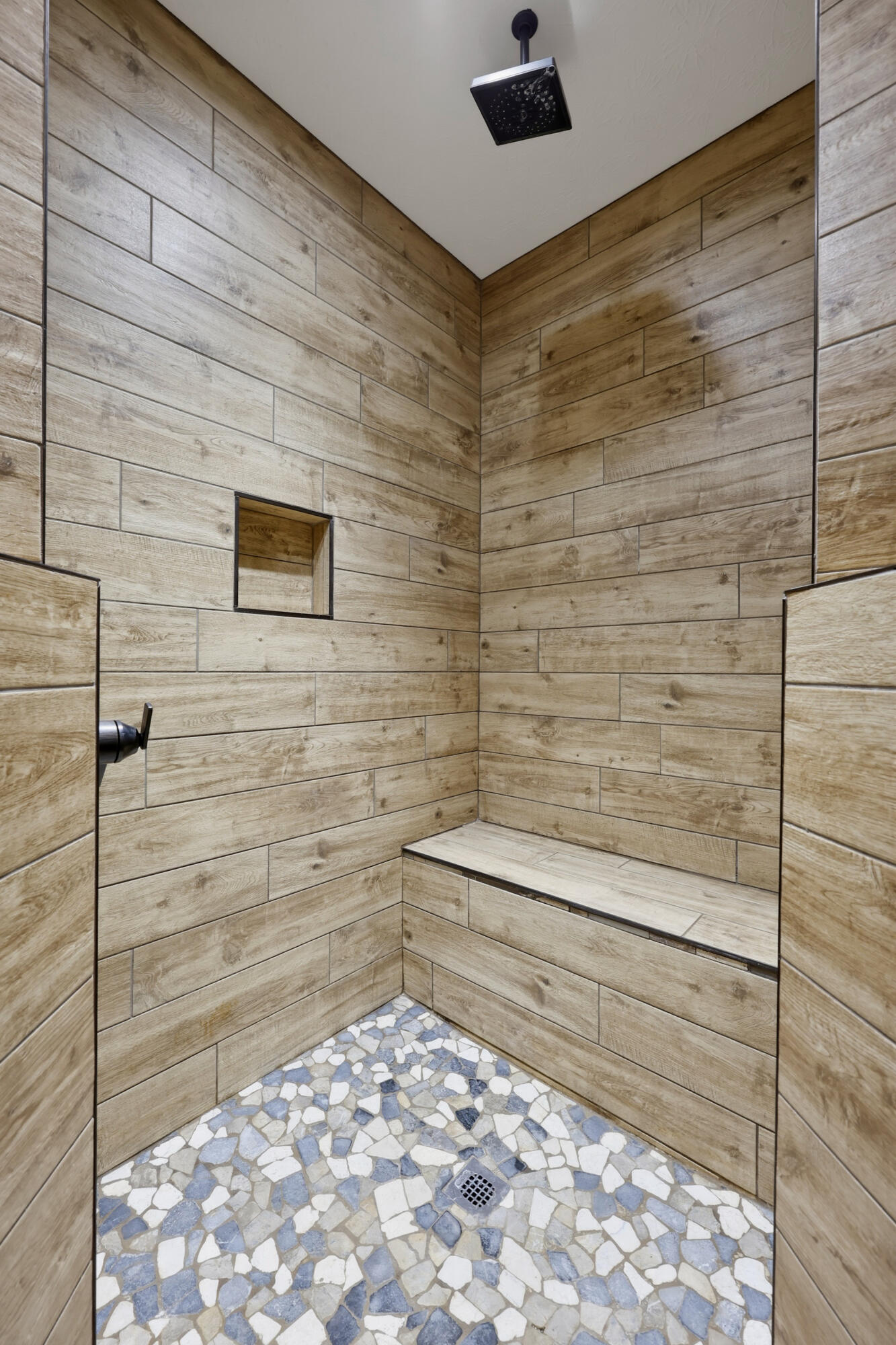 1010 Redwing Way Property Photo 34