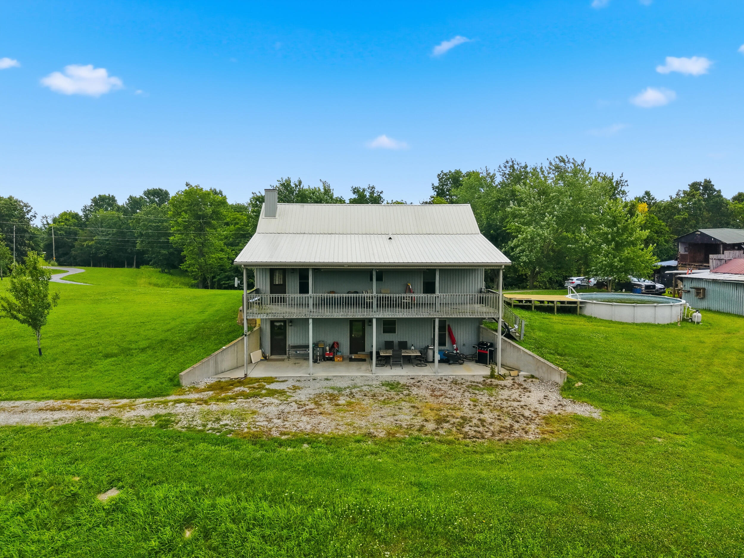 1010 Redwing Way Property Photo 40