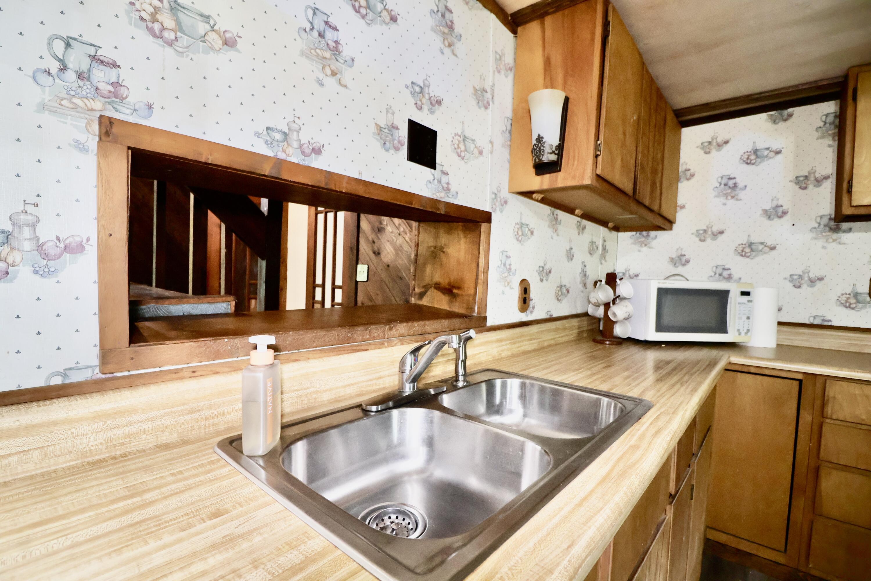 124 Dustin Road Property Photo 15