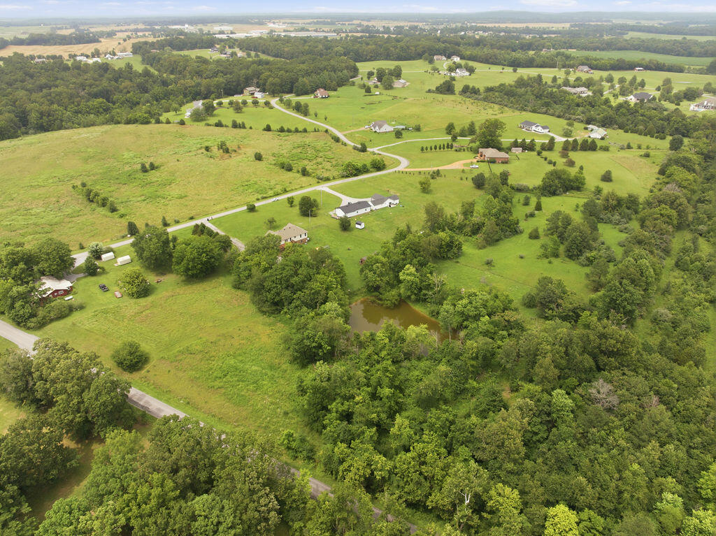 97 Camelot Drive Property Photo 31