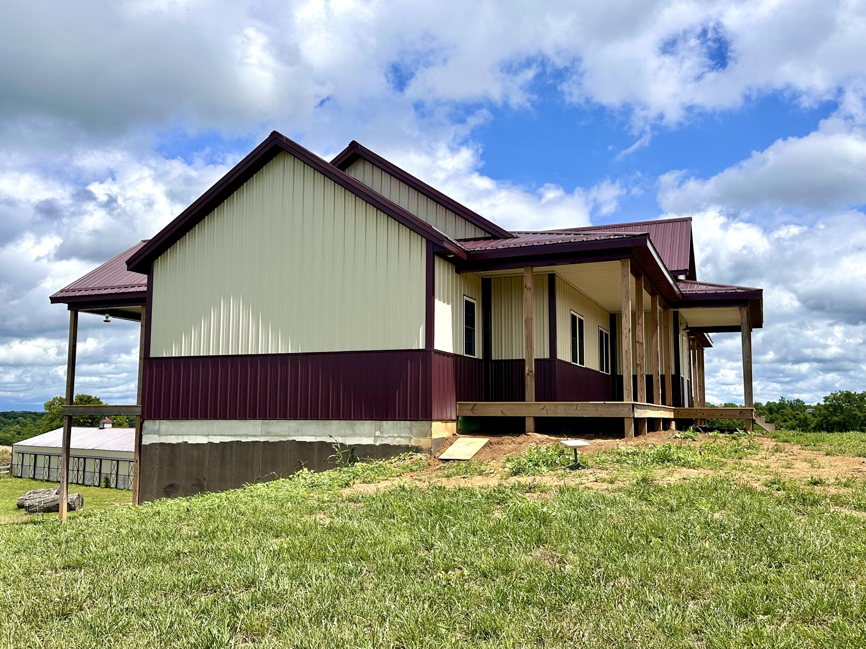 1502 Cane Run Road Property Photo 6