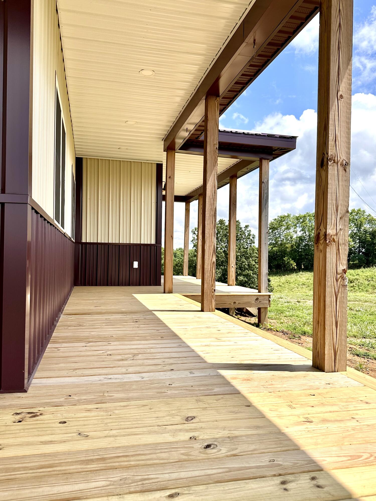 1502 Cane Run Road Property Photo 7
