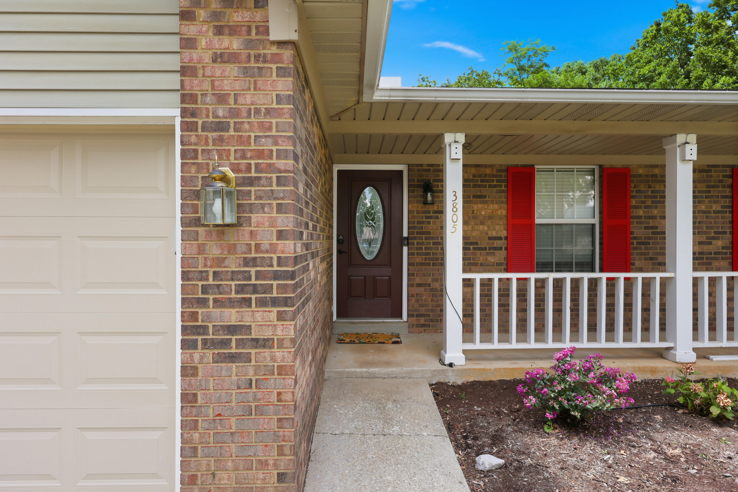 3805 Brookdale Circle Property Photo 4
