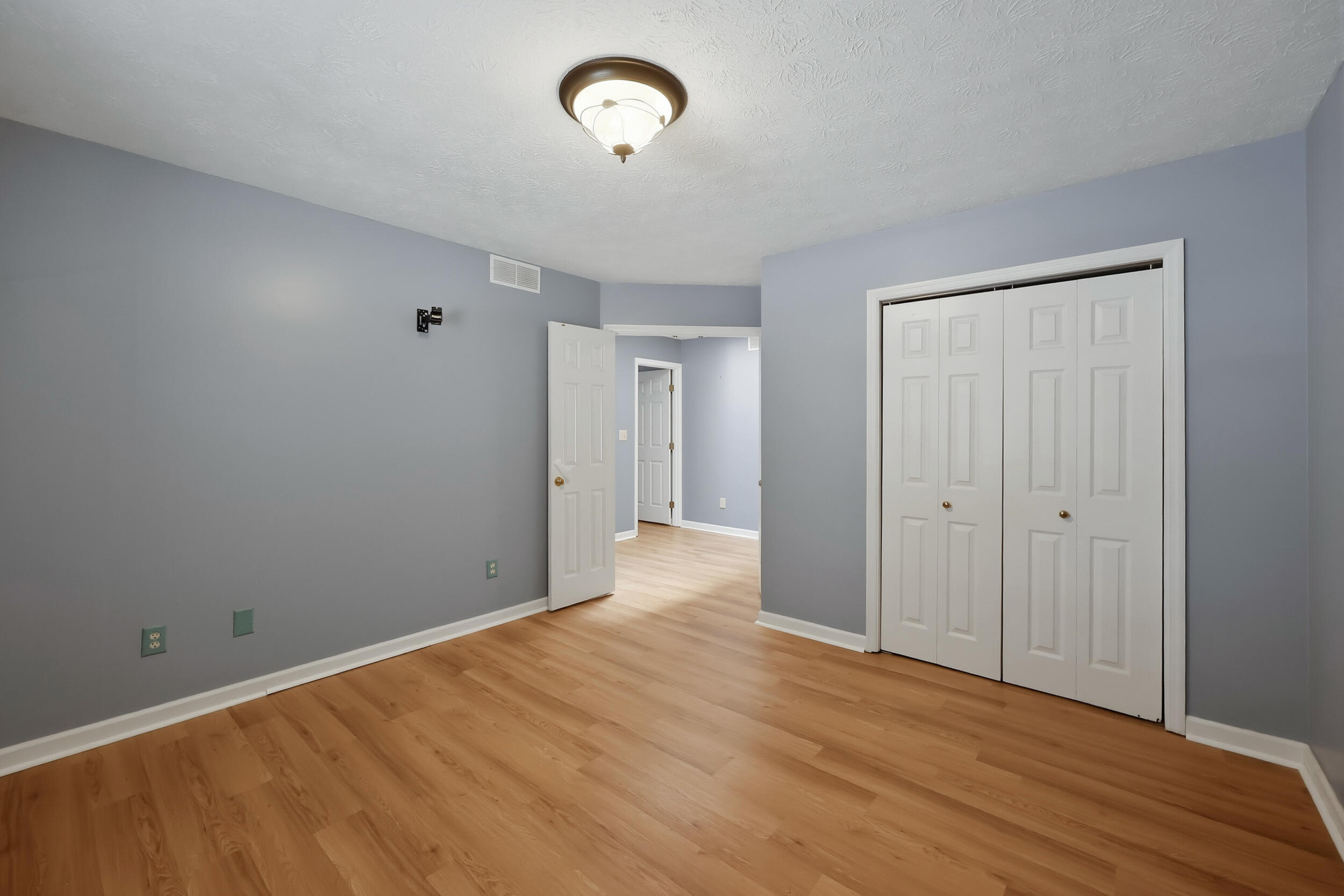 3805 Brookdale Circle Property Photo 9