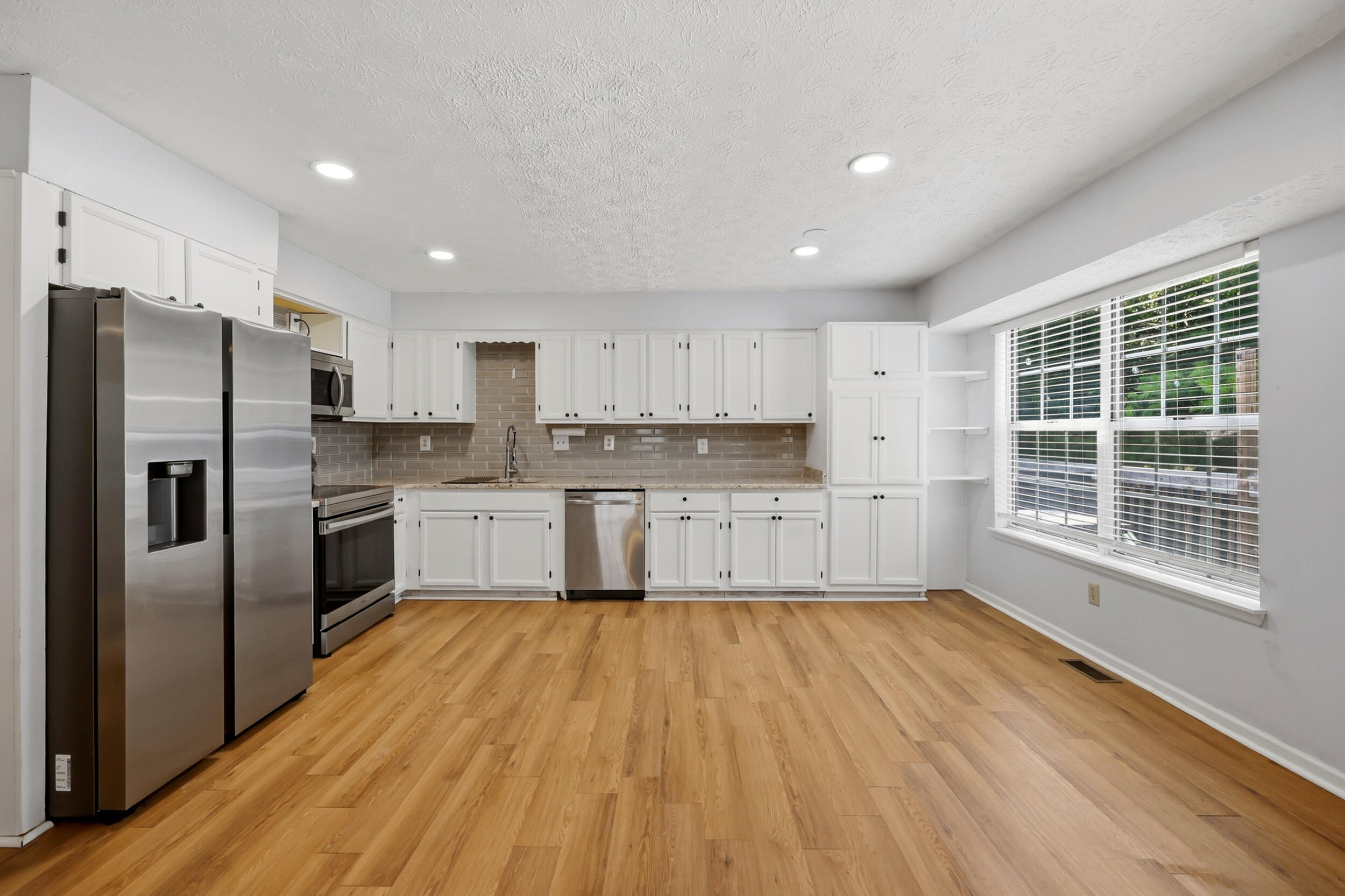 3805 Brookdale Circle Property Photo 17