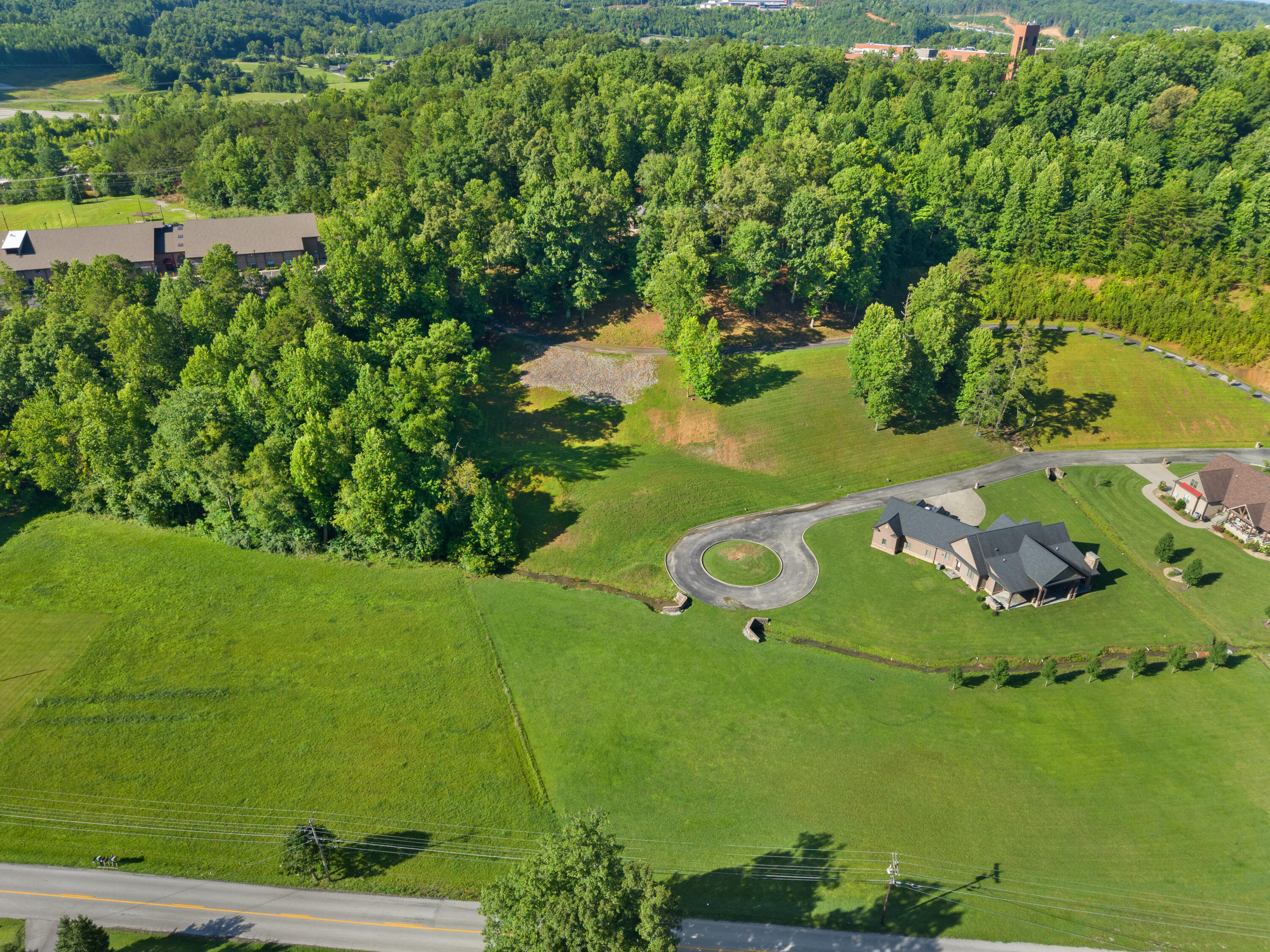 9998 & 9999 Weldon Pointe Road Property Photo 10