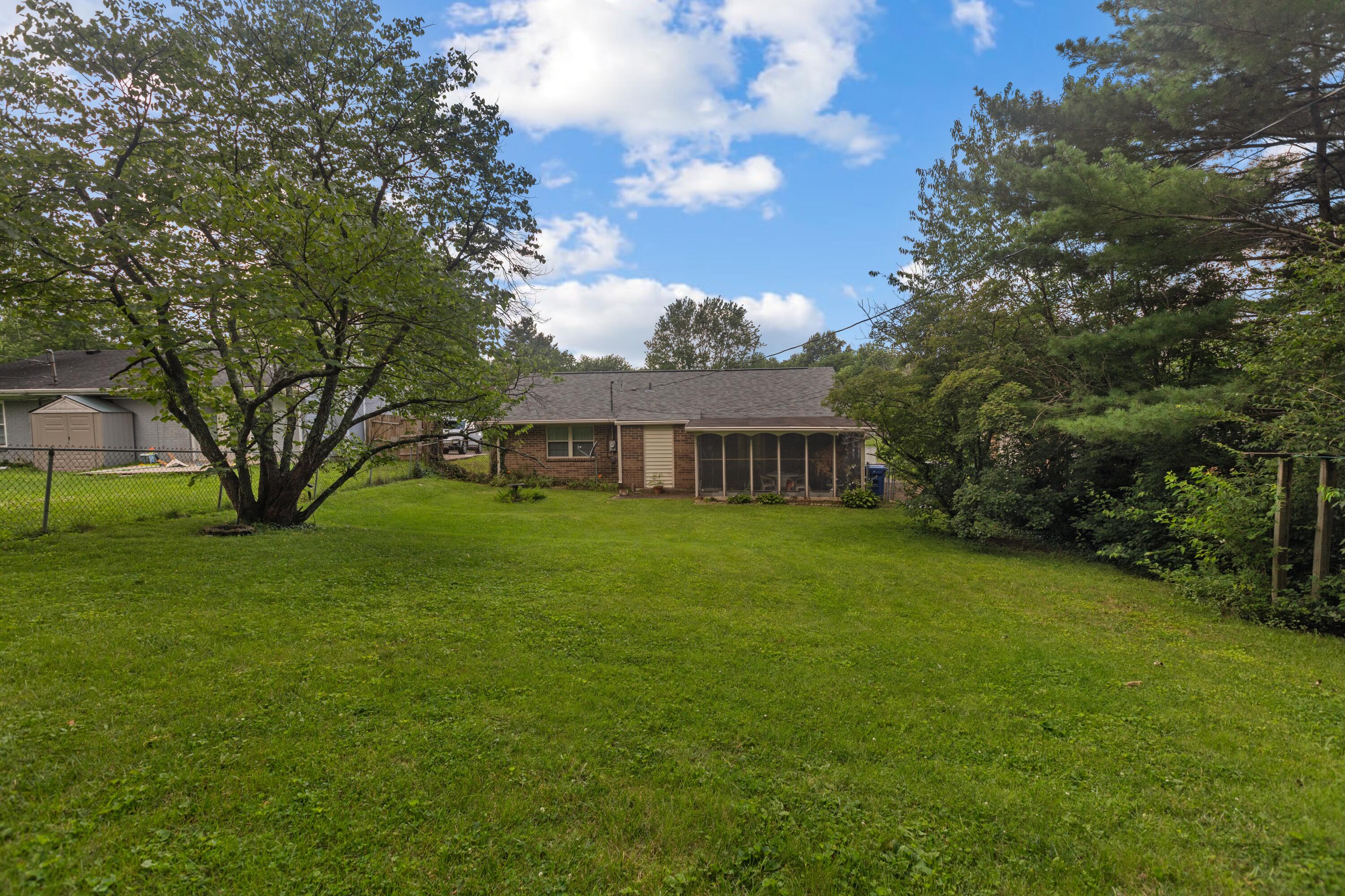 3336 Featherston Drive Property Photo 16