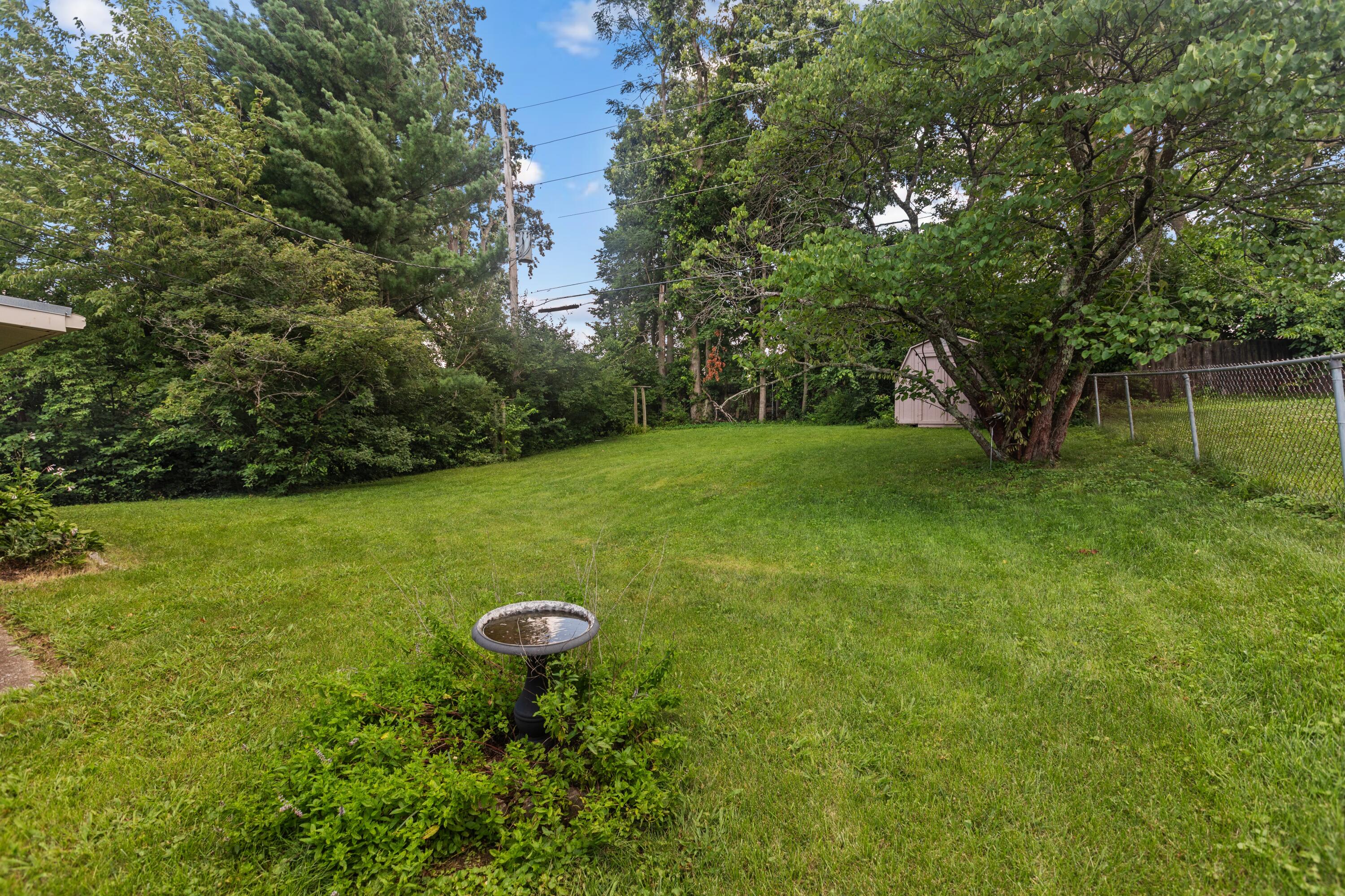 3336 Featherston Drive Property Photo 18