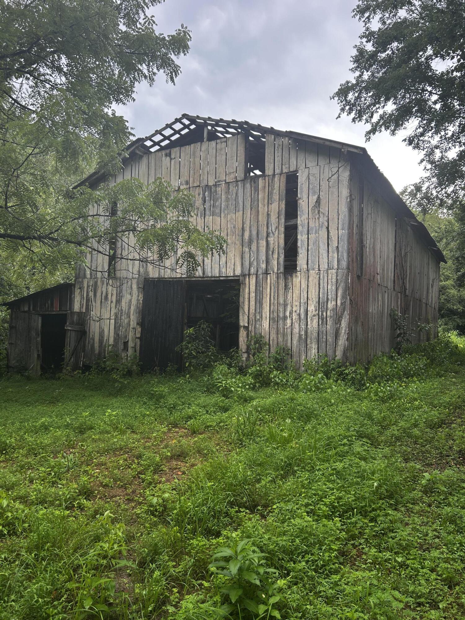 687 H M Garrison Rd Road Property Photo 16