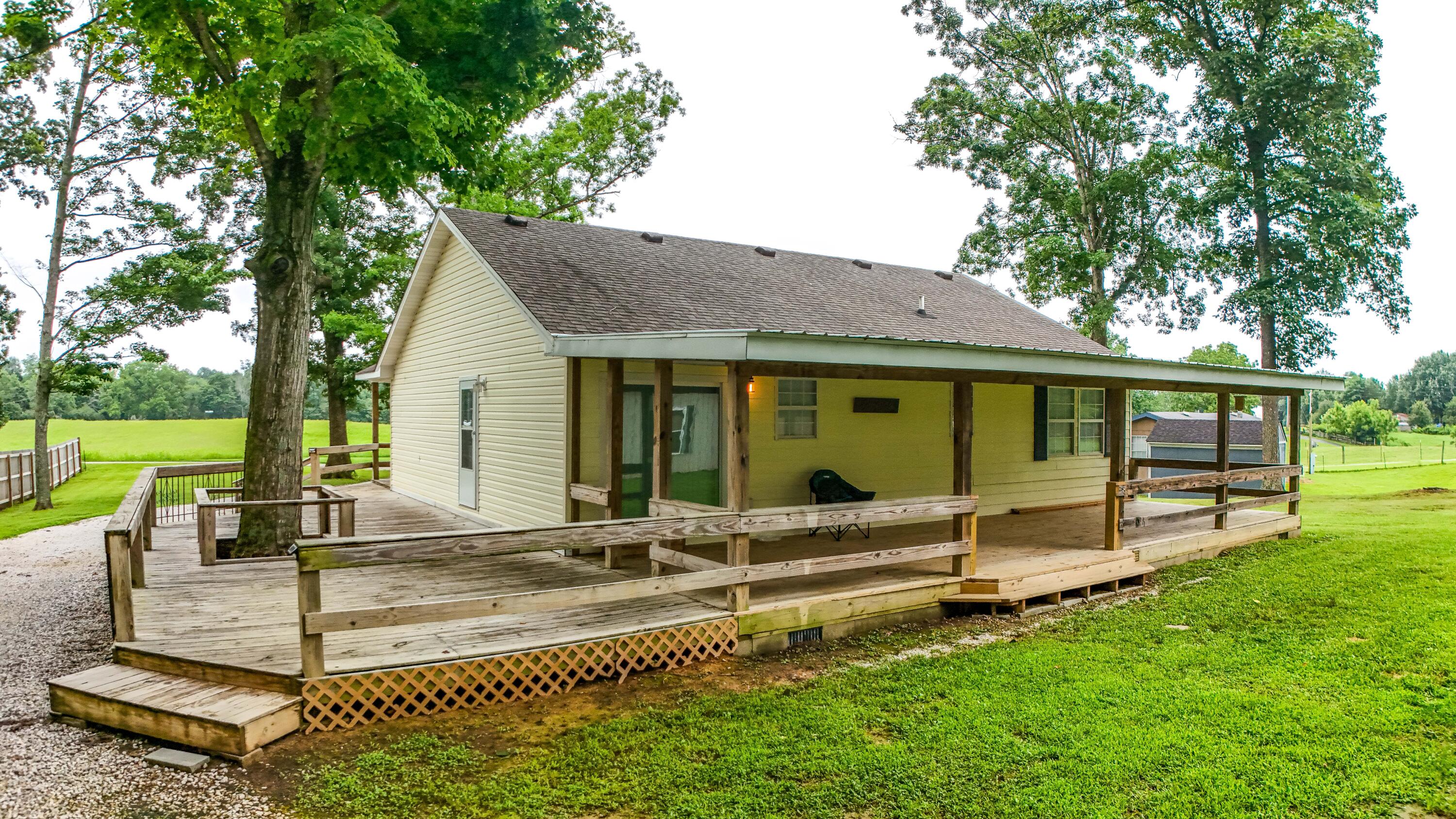 34 Brewer Lane Property Photo 6