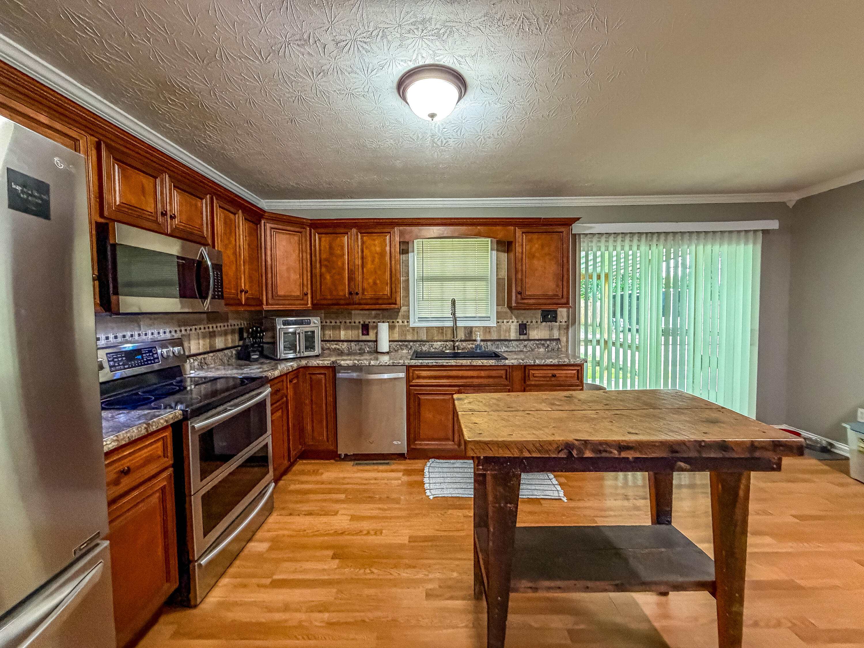 34 Brewer Lane Property Photo 24