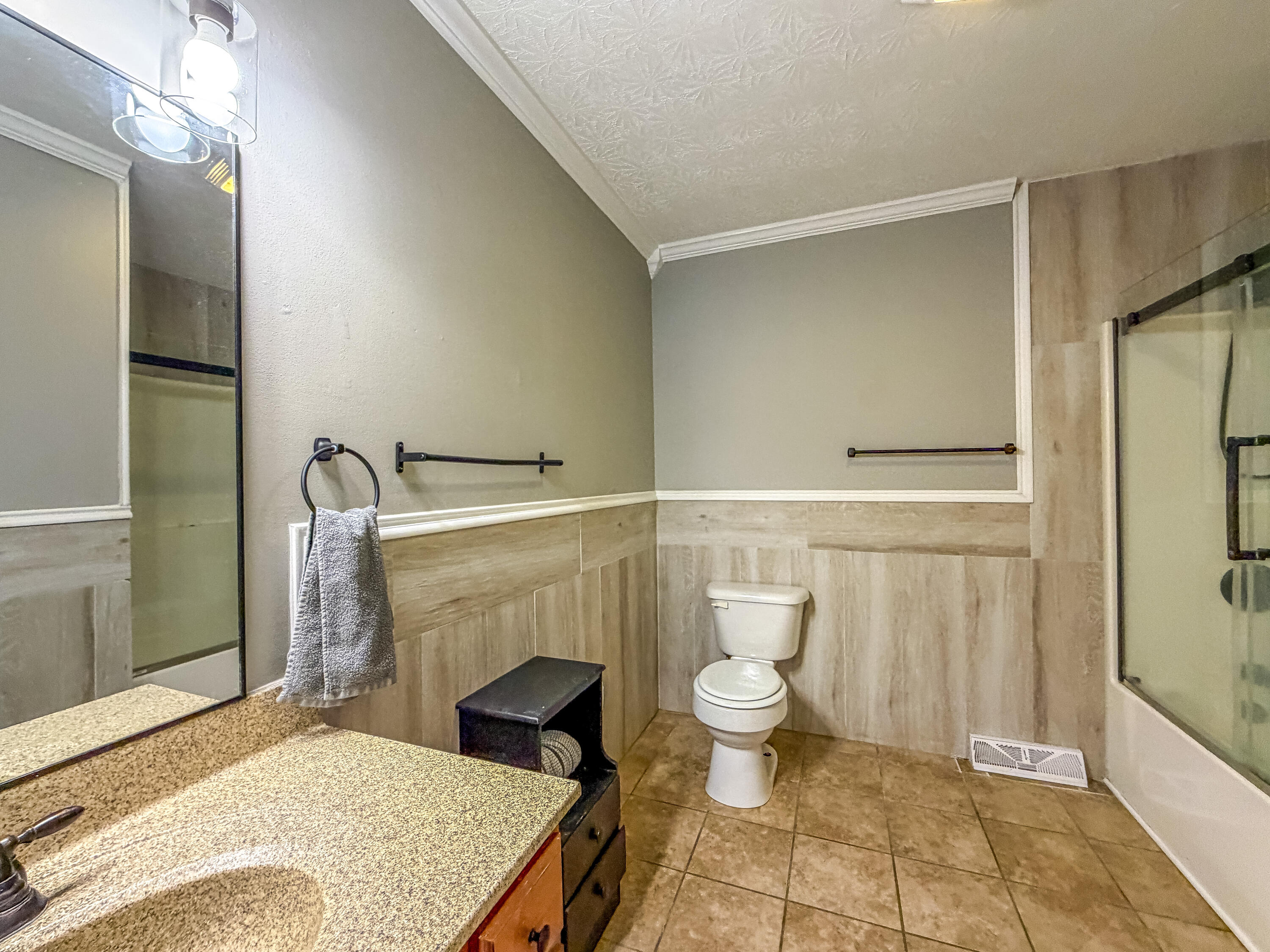 34 Brewer Lane Property Photo 28