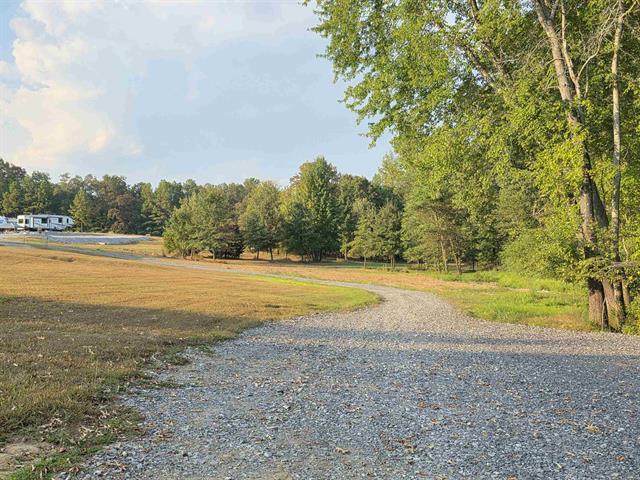 80 Oak Tree Lane Property Photo 9