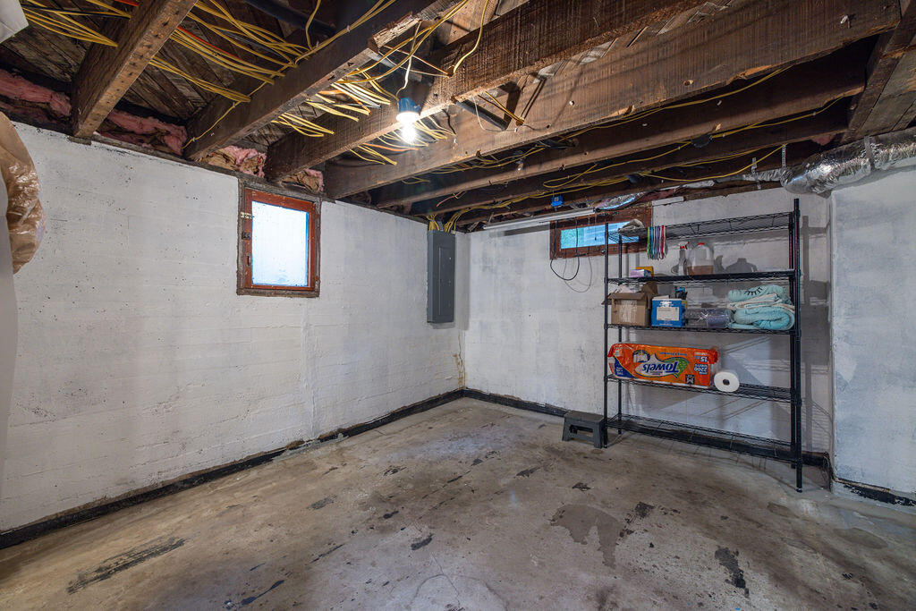 324 Friedman Avenue Property Photo 33