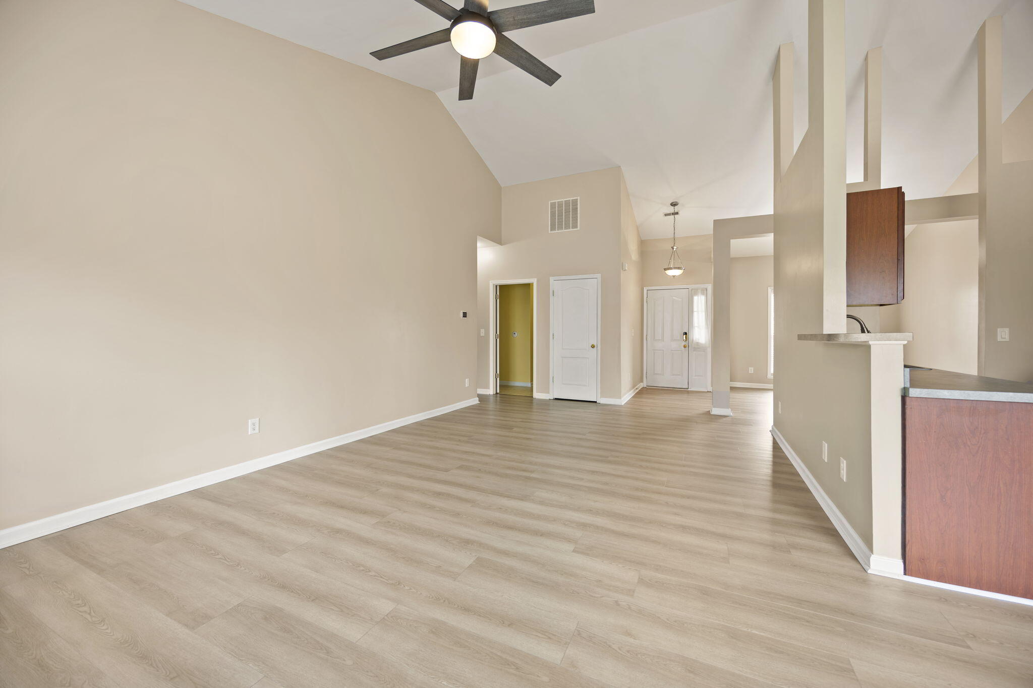 361 Bowerwood Drive Property Photo 6