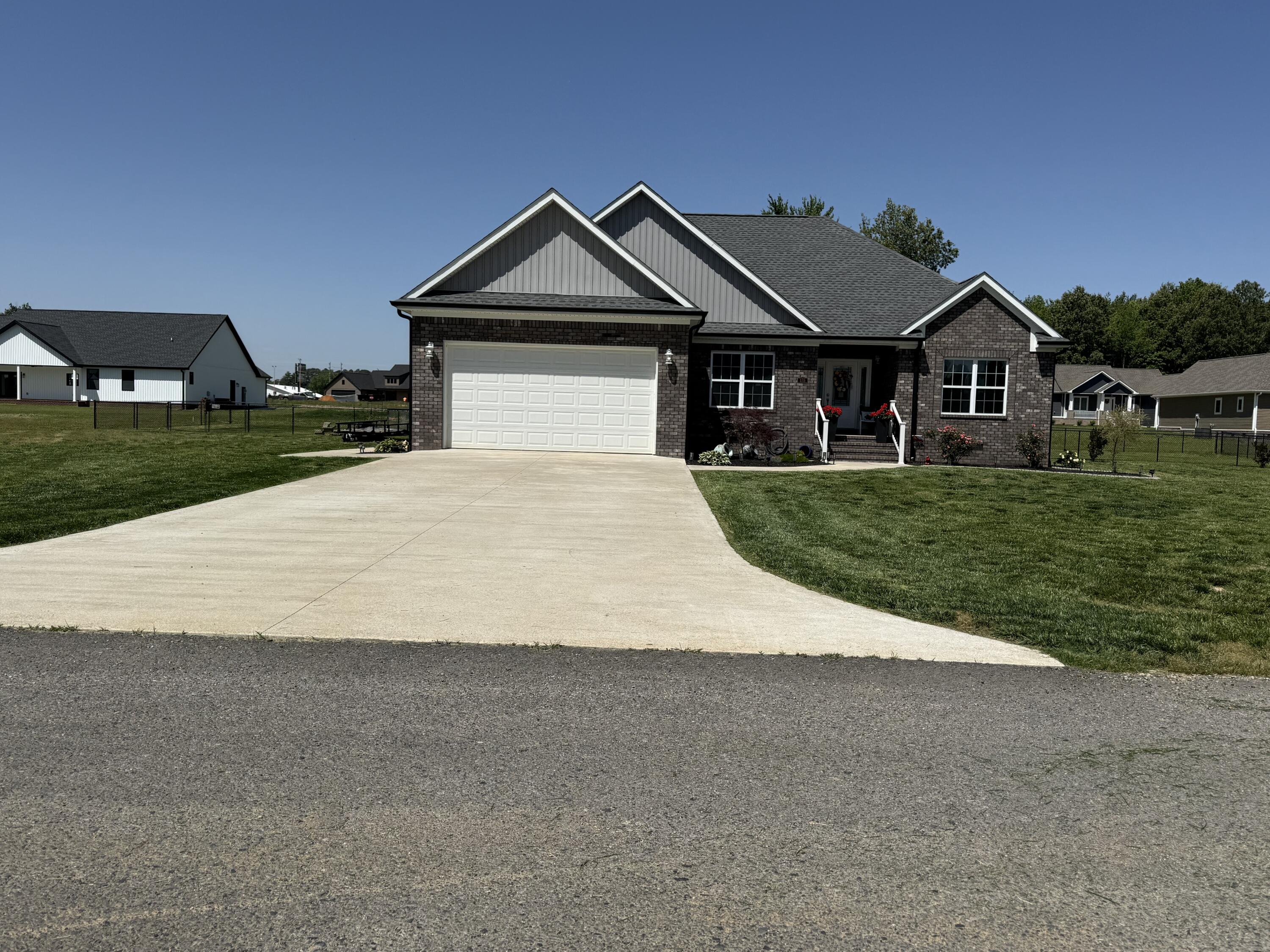 175 Ayly Estates Drive Property Photo 1