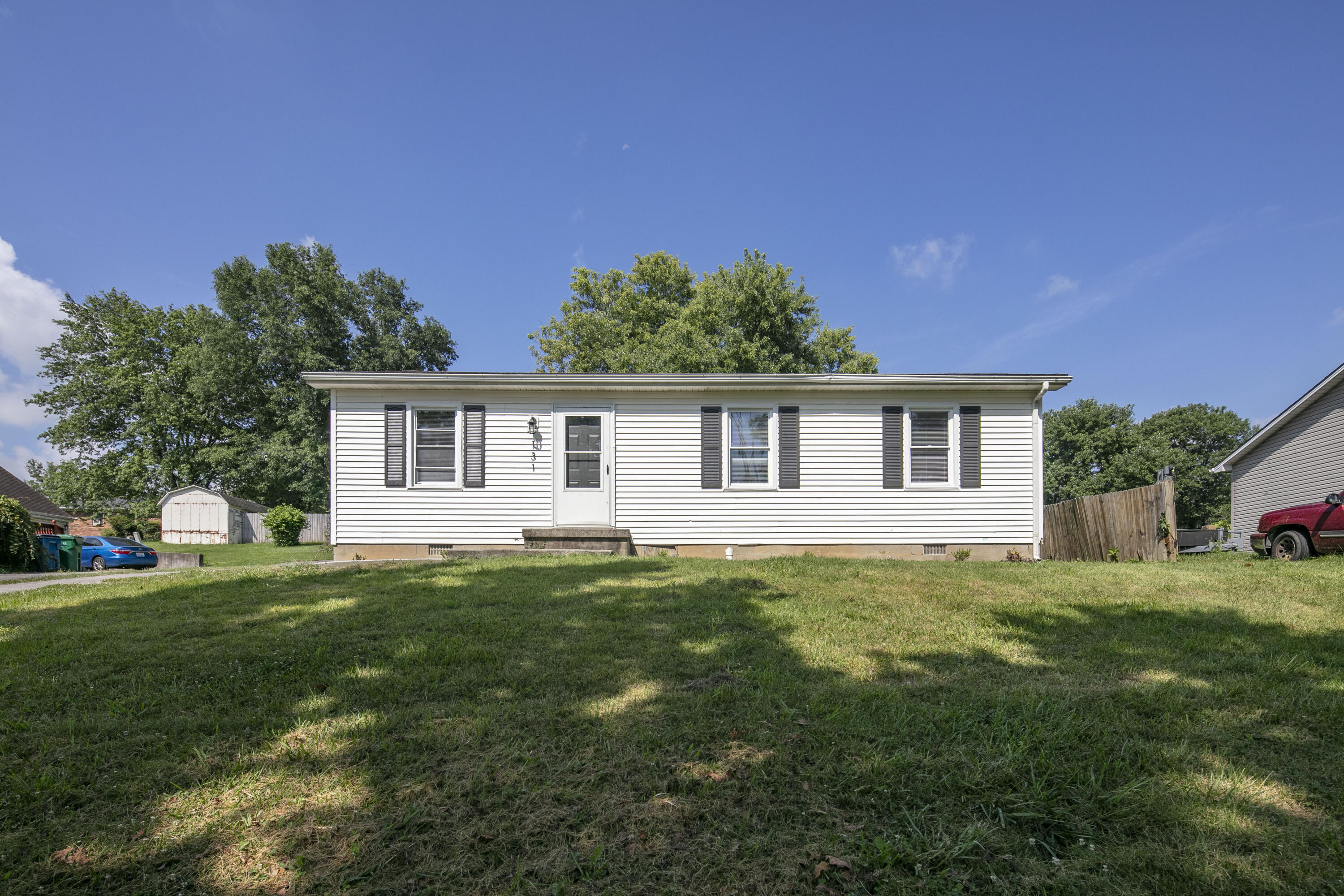 131 Spring Valley Drive Property Photo 1