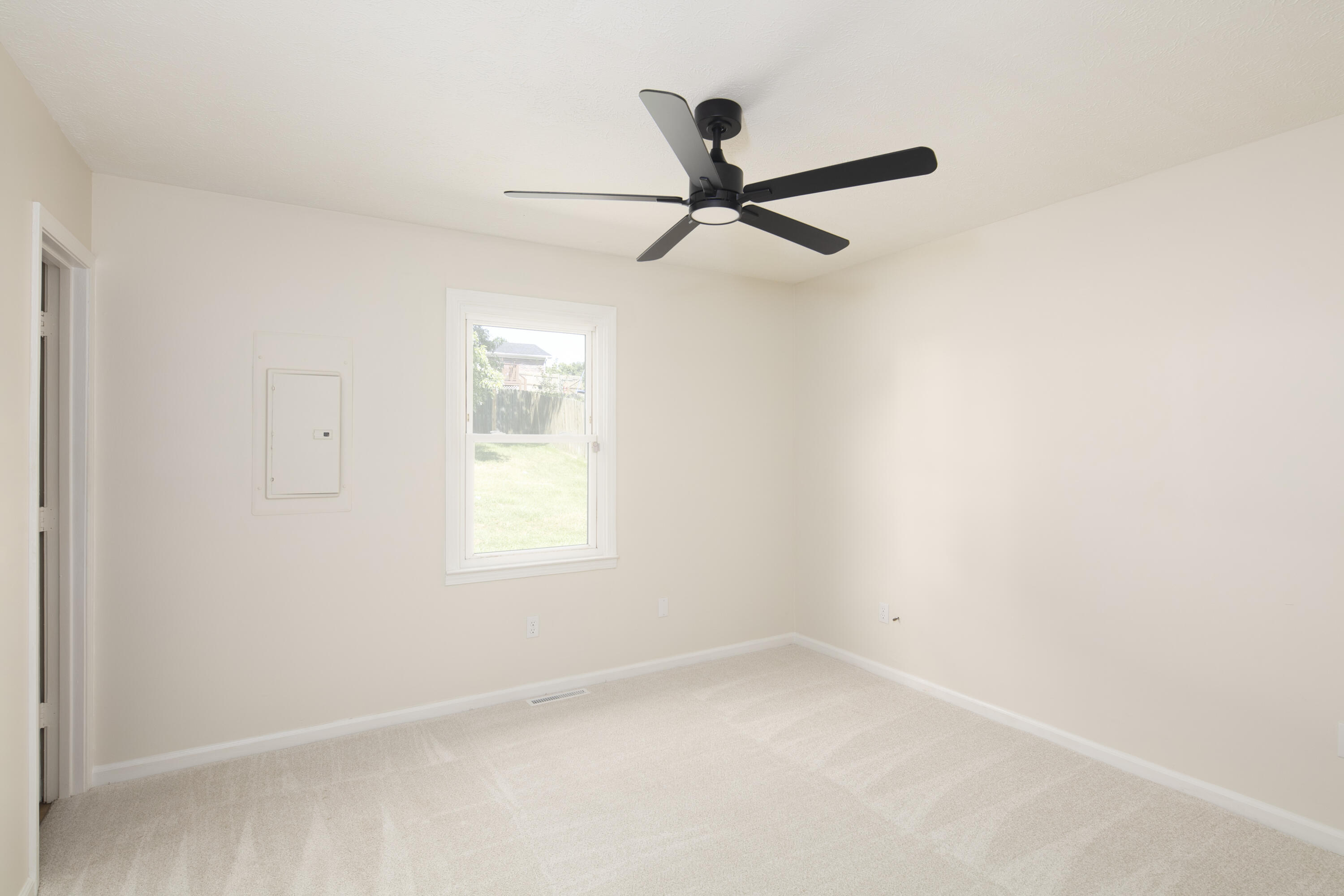 131 Spring Valley Drive Property Photo 15