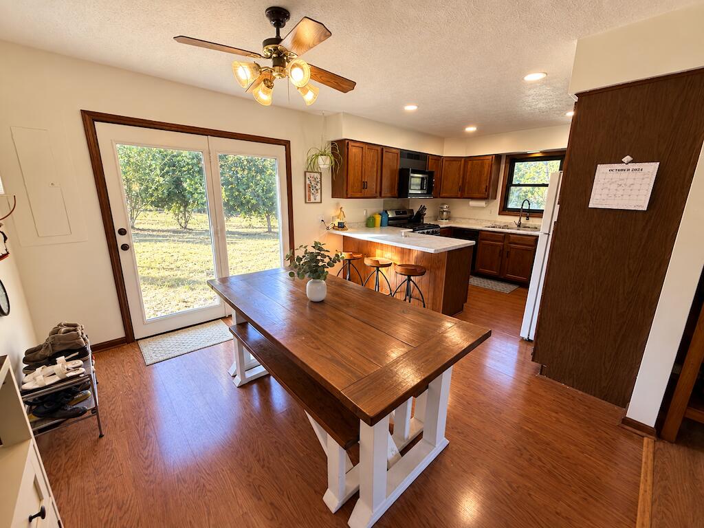 10471 Us-62 Property Photo 2