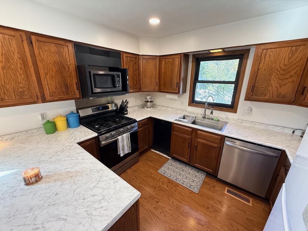 10471 Us-62 Property Photo 4