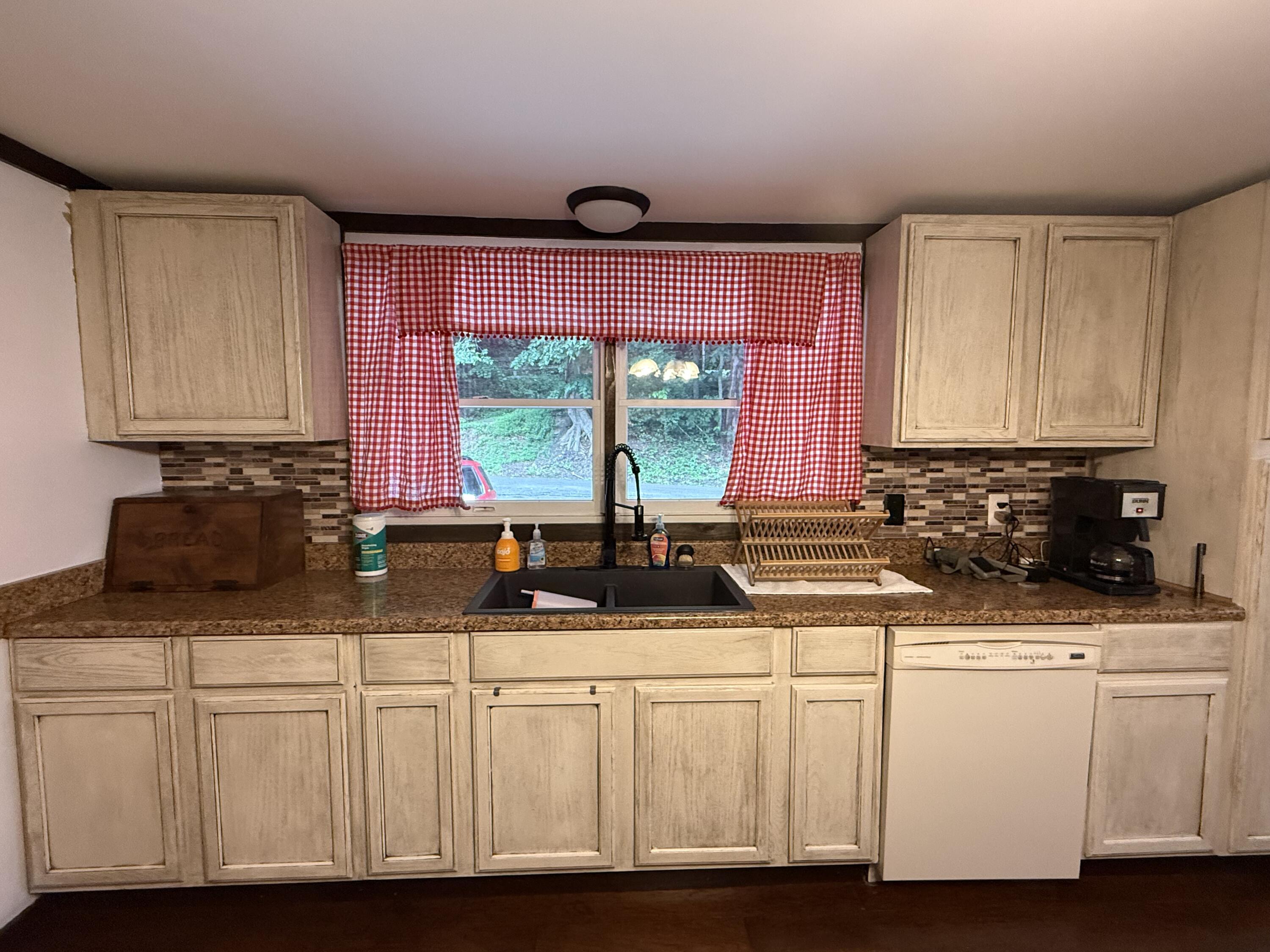 361 Big Shelby Road Property Photo 6